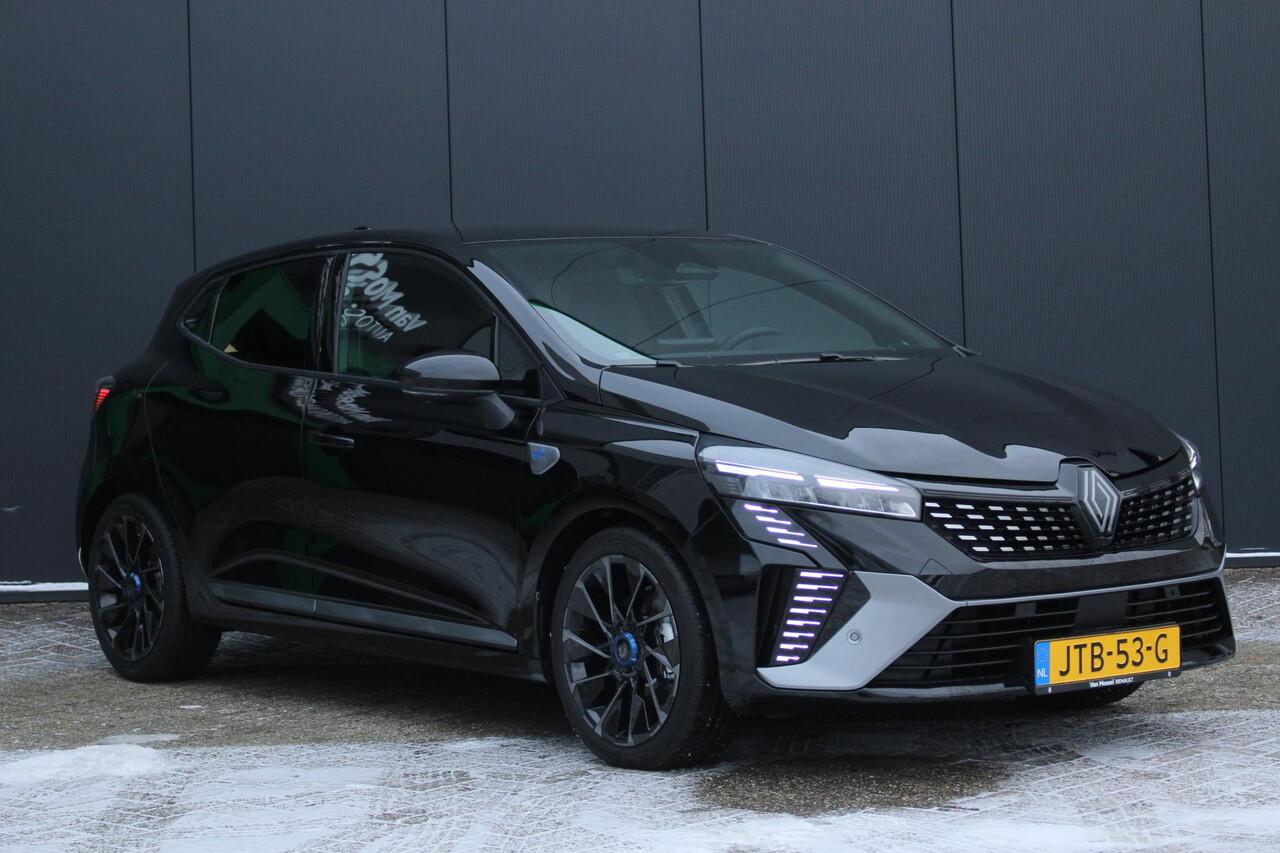 Renault CLIO 1.6 E-Tech Full Hybrid 145Pk esprit Alpine | Navigatie | Apple & Android Carplay | Parkeersensoren Voor & Achter + 360 Camera | Climate Control | Premium Bose Geluidsysteem | Stoel en Stuurverwarming | Keyless Entry | Adaptieve Cruise Control |