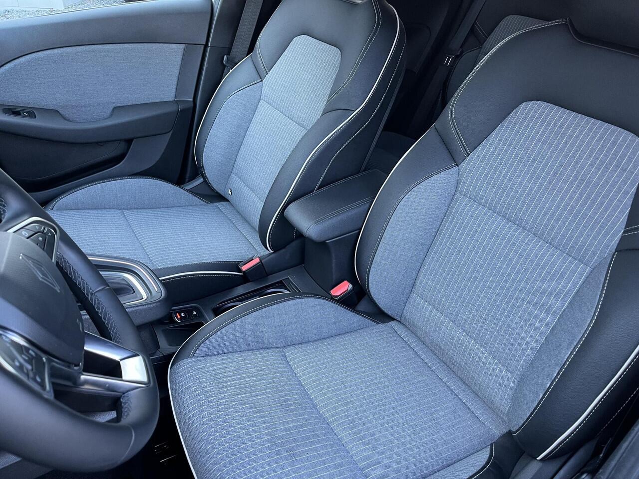 Renault CLIO 1.6 E-Tech Full Hybrid 145 techno / CAMERA 360 / GROOT SCHERM NAVIGATIE / PARKEERSENSOREN