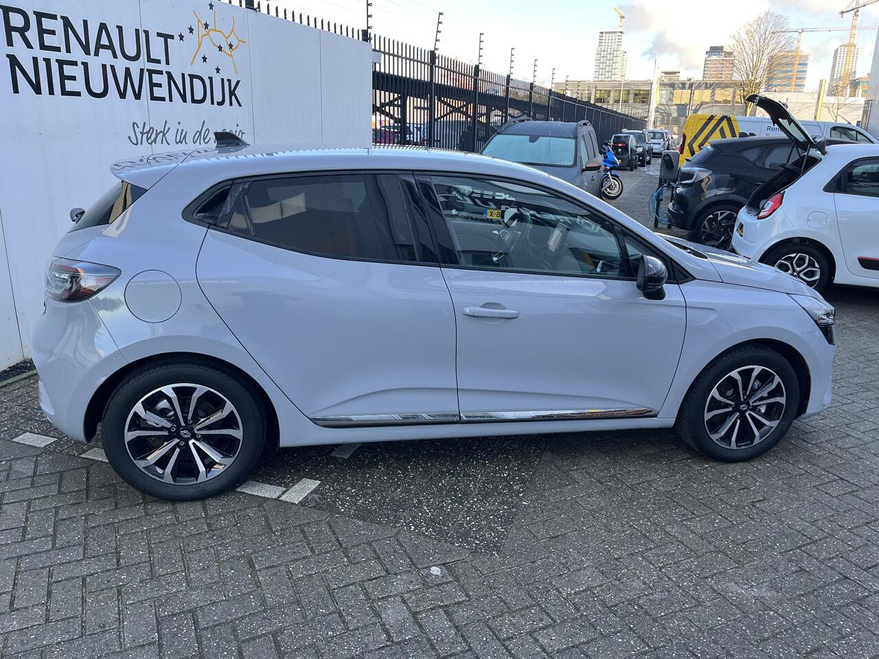 Renault CLIO 1.6 E-Tech Full Hybrid 145 techno / CAMERA 360 / GROOT SCHERM NAVIGATIE / PARKEERSENSOREN