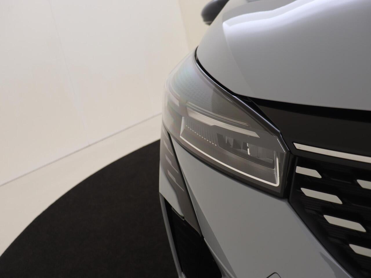 Renault CLIO 1.6 E-Tech Full Hybrid 145 PK techno | Automaat | Navigatie | Climate Control | 360 Camera |Android Auto | Apple Carplay