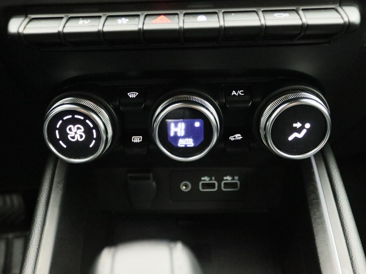 Renault CLIO E-Tech Full Hybrid 145 Techno | Automaat | Easy Link Navigatie met Apple CarPlay & Android Auto | Parkeersensoren v+a met 360 camera | Shark Fin antenne | Lichtmetalen velgen |