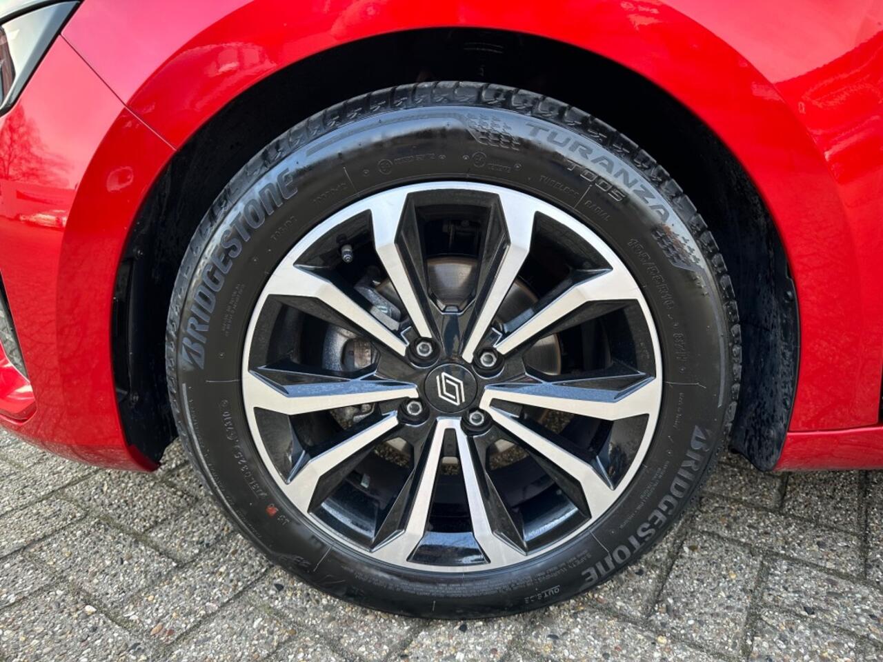 Renault CLIO 1.0 TCE 90 TECHNO