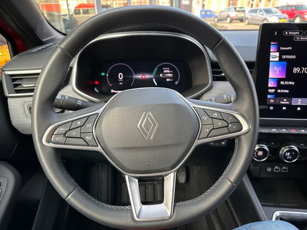 Renault CLIO 1.0 TCE 90 TECHNO