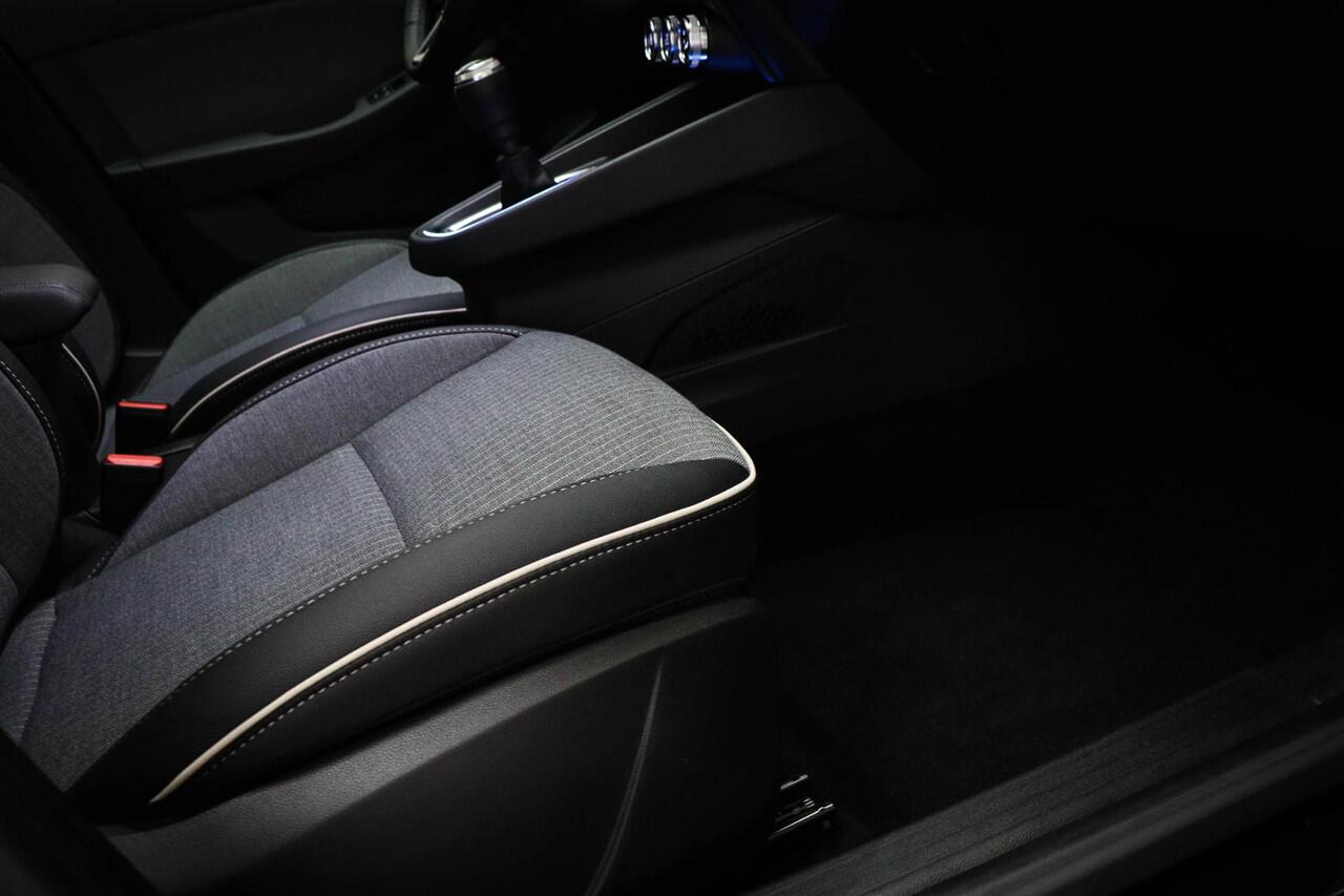 Renault CLIO 1.0 TCe 90 GPF techno | LED | DAB | APPLE | 360 CAMERA