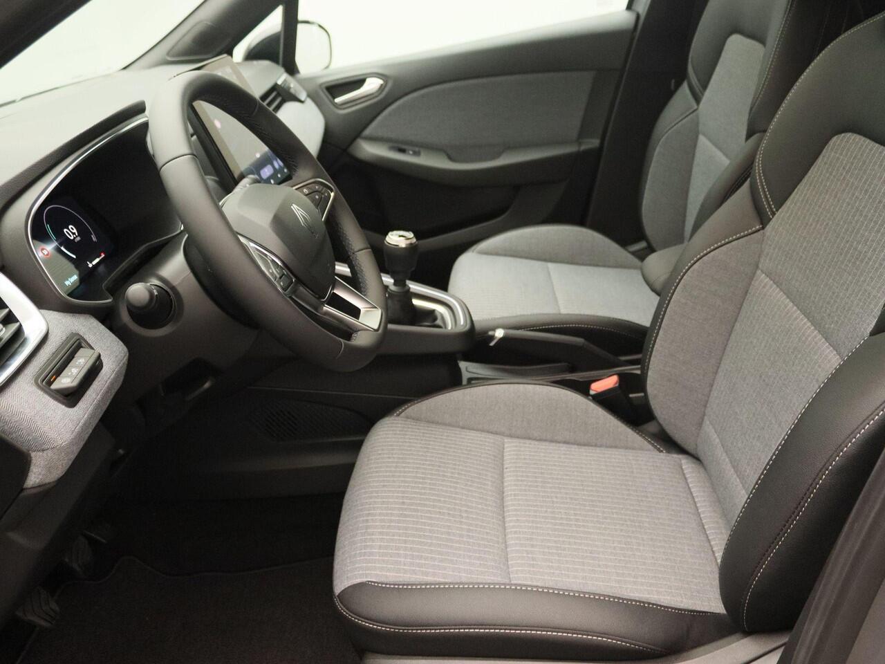 Renault CLIO TCe 90 Techno | Pack navigation techno | Voorloopauto Amphia