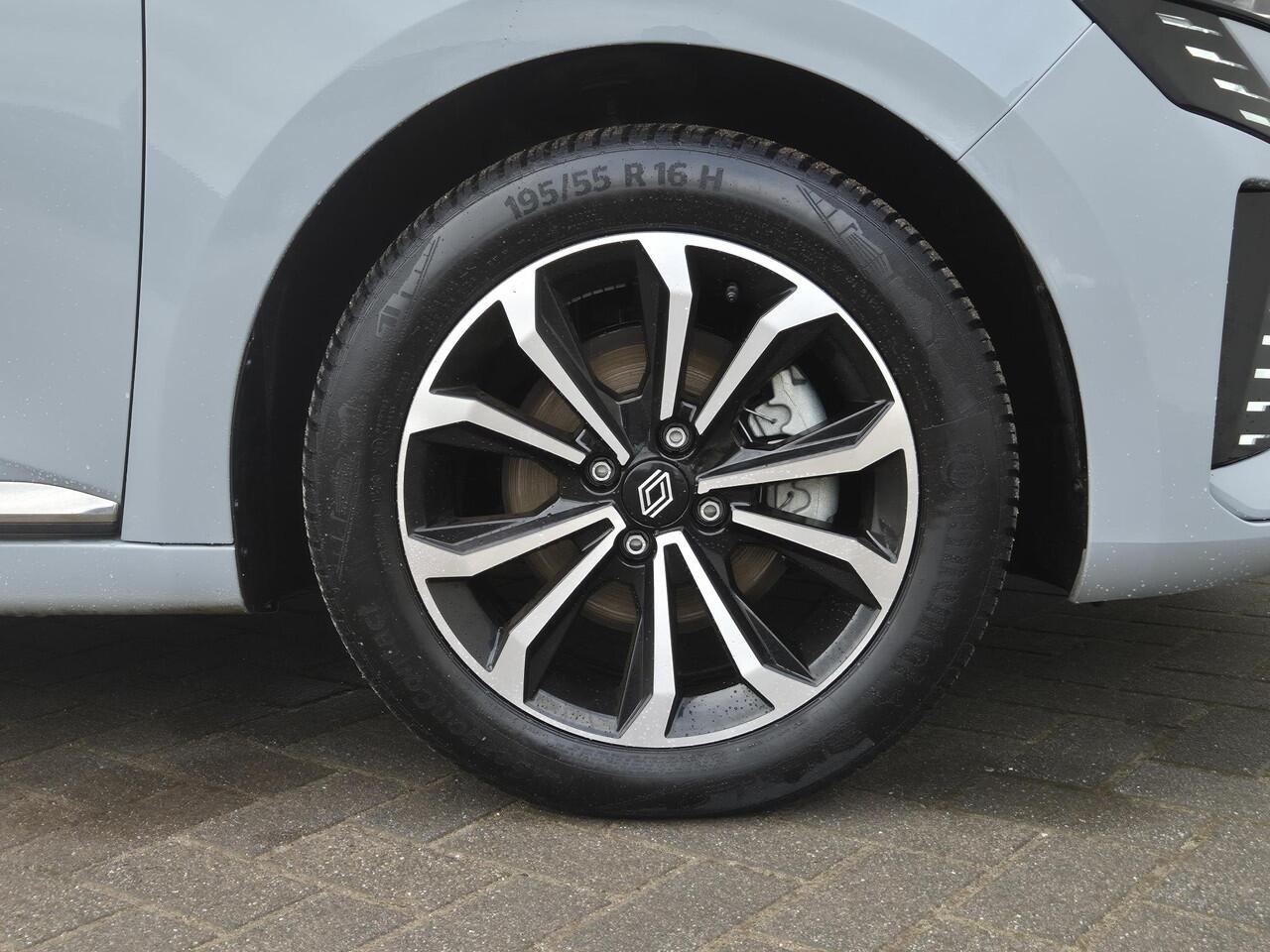 Renault CLIO 1.6 E-Tech Full Hybrid 145 Techno Automaat / Fabrieksgarantie tot 04-2027 / All Season Banden / 360 Graden Camera / Stoel & Stuurverwarming / Apple Carplay & Android Auto / Cruise Control / Draadloze Telefoon Lader /