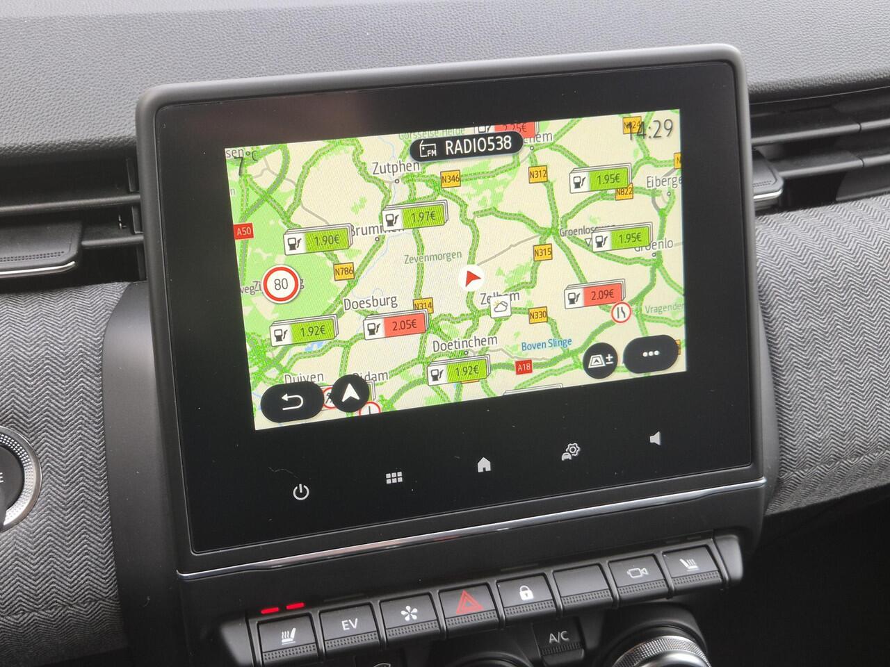 Renault CLIO 1.6 E-Tech Full Hybrid 145 Techno Automaat / Fabrieksgarantie tot 04-2027 / All Season Banden / 360 Graden Camera / Stoel & Stuurverwarming / Apple Carplay & Android Auto / Cruise Control / Draadloze Telefoon Lader /