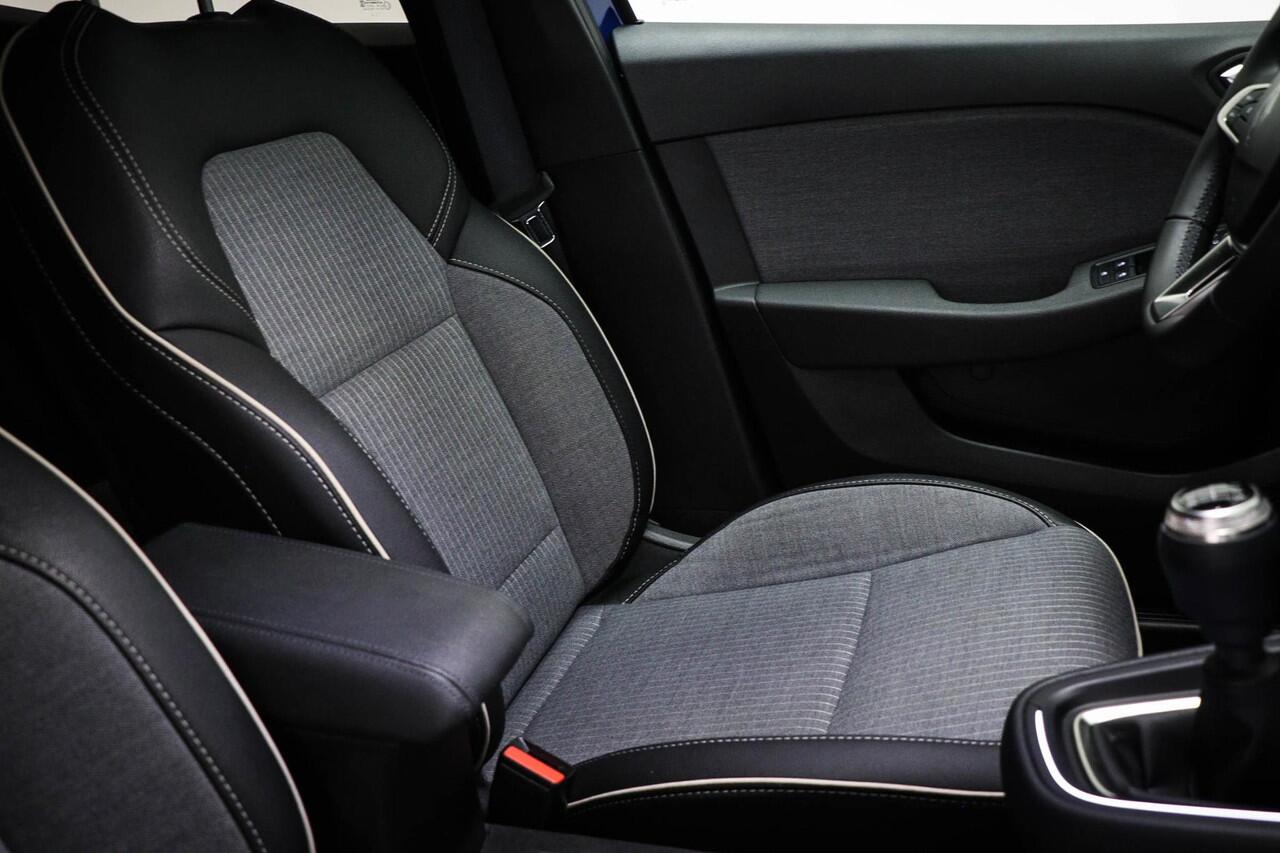 Renault CLIO 1.0 TCe 90 GPF techno | LED | DAB | APPLE | 360 CAMERA