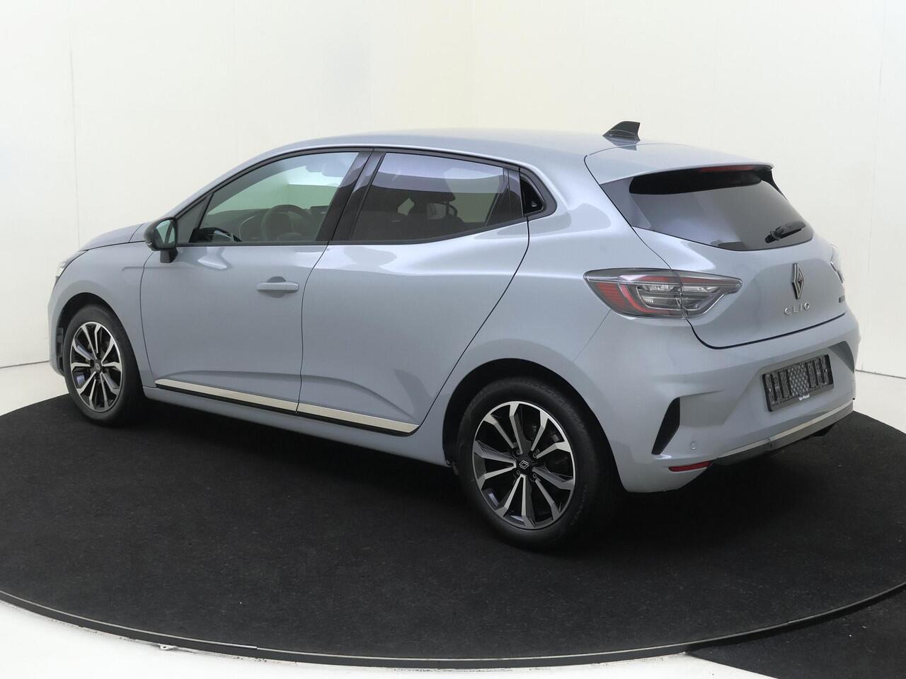 Renault CLIO 1.6 E-Tech Full Hybrid 145 techno | Automaat | Rondom Camera | Navigatie