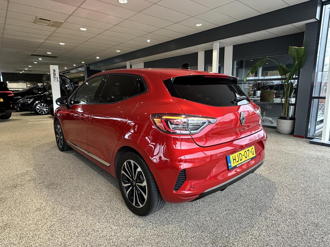 Renault CLIO 1.6 E-Tech Full Hybrid 145 techno | 360 CAMERA | PARKEERSENSOREN V+A | CLIMATE CONTROL | CRUISE CONTROL | APPLE CARPLAY