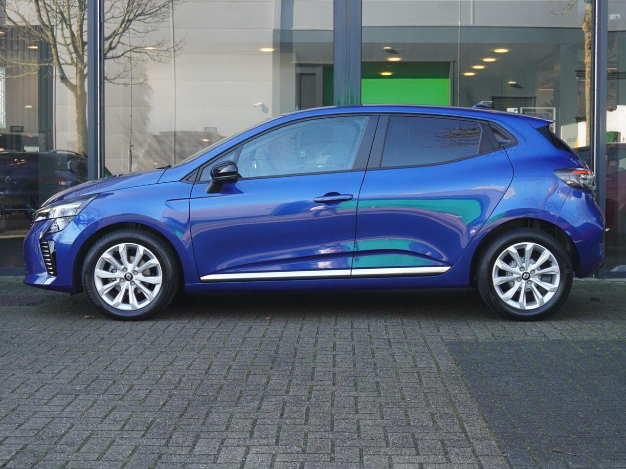 Renault CLIO TCe 90 evolution AUTOMAAT / 4.000KM / 7'' SCHERM / PACK LOOK / PDC A / LED / AIRCO / CRUISE / PRIVACY GLASS / HAAIEVIN / 16'' LMV