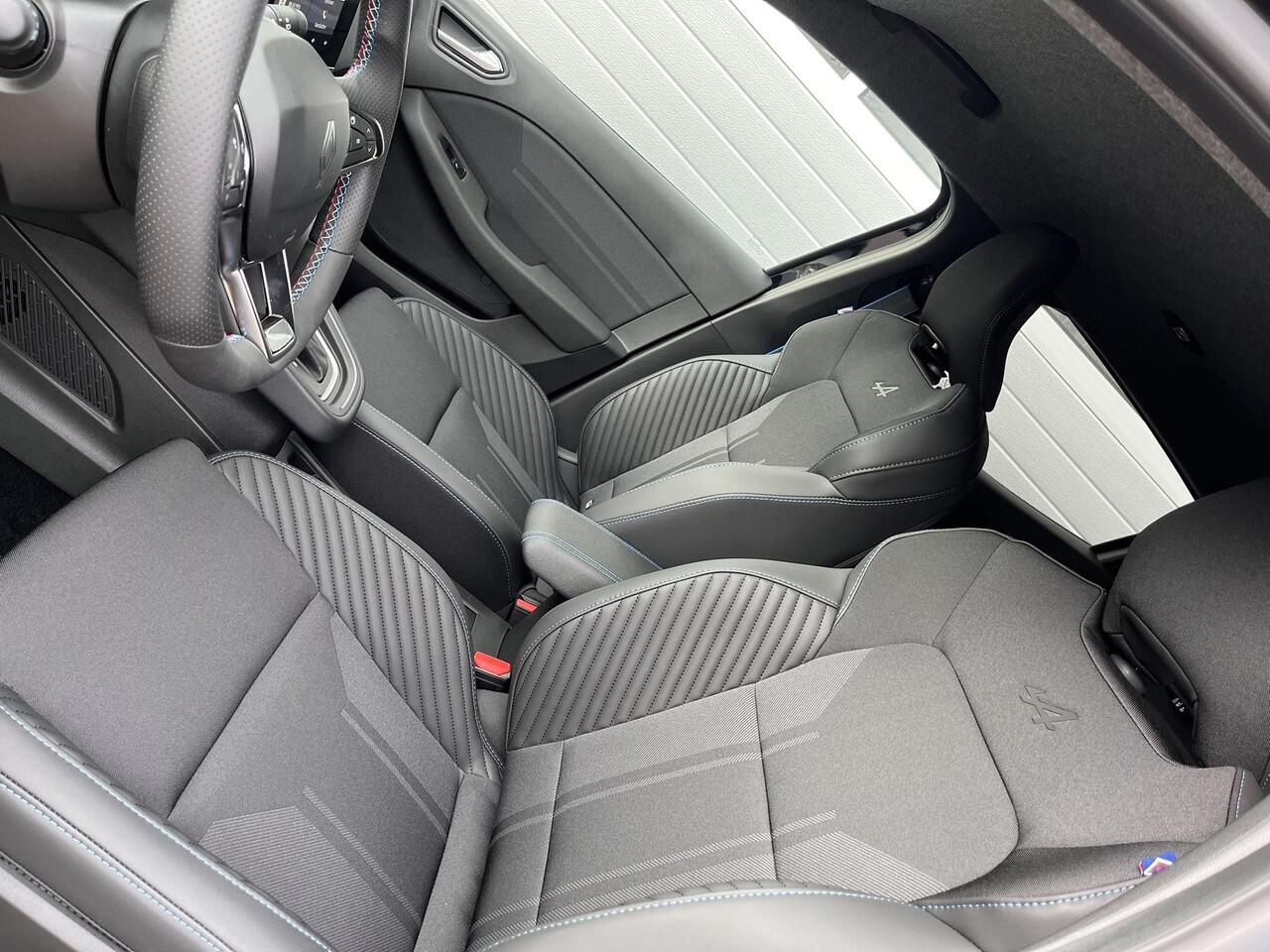 Renault CLIO 1.6 E-Tech Full Hybrid 145 Esprit Alpine