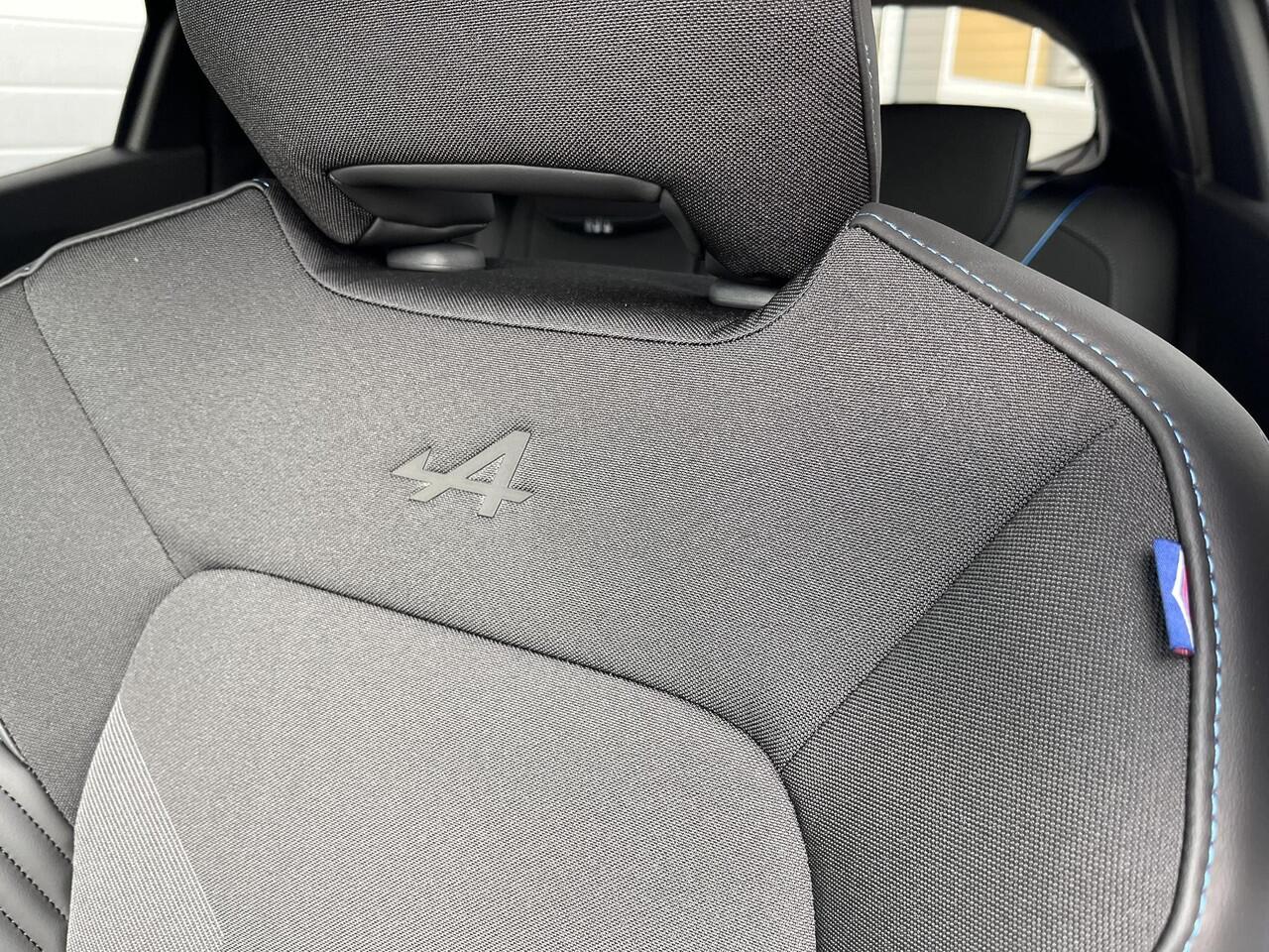 Renault CLIO 1.6 E-Tech Full Hybrid 145 Esprit Alpine