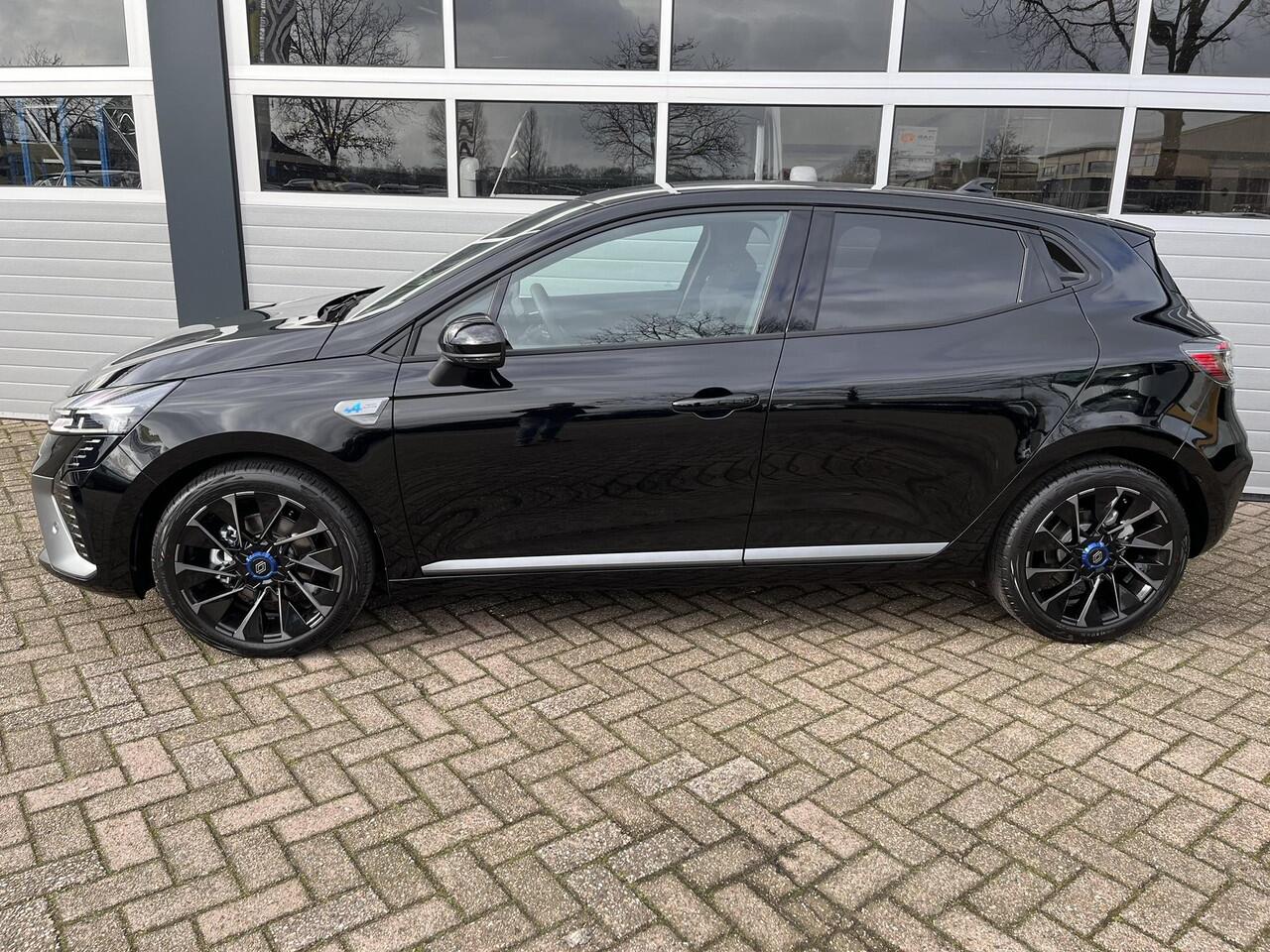 Renault CLIO 1.6 E-Tech Full Hybrid 145 Esprit Alpine