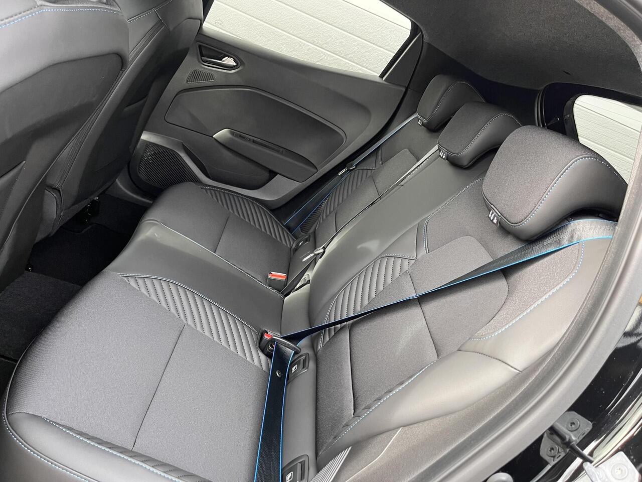 Renault CLIO 1.6 E-Tech Full Hybrid 145 Esprit Alpine