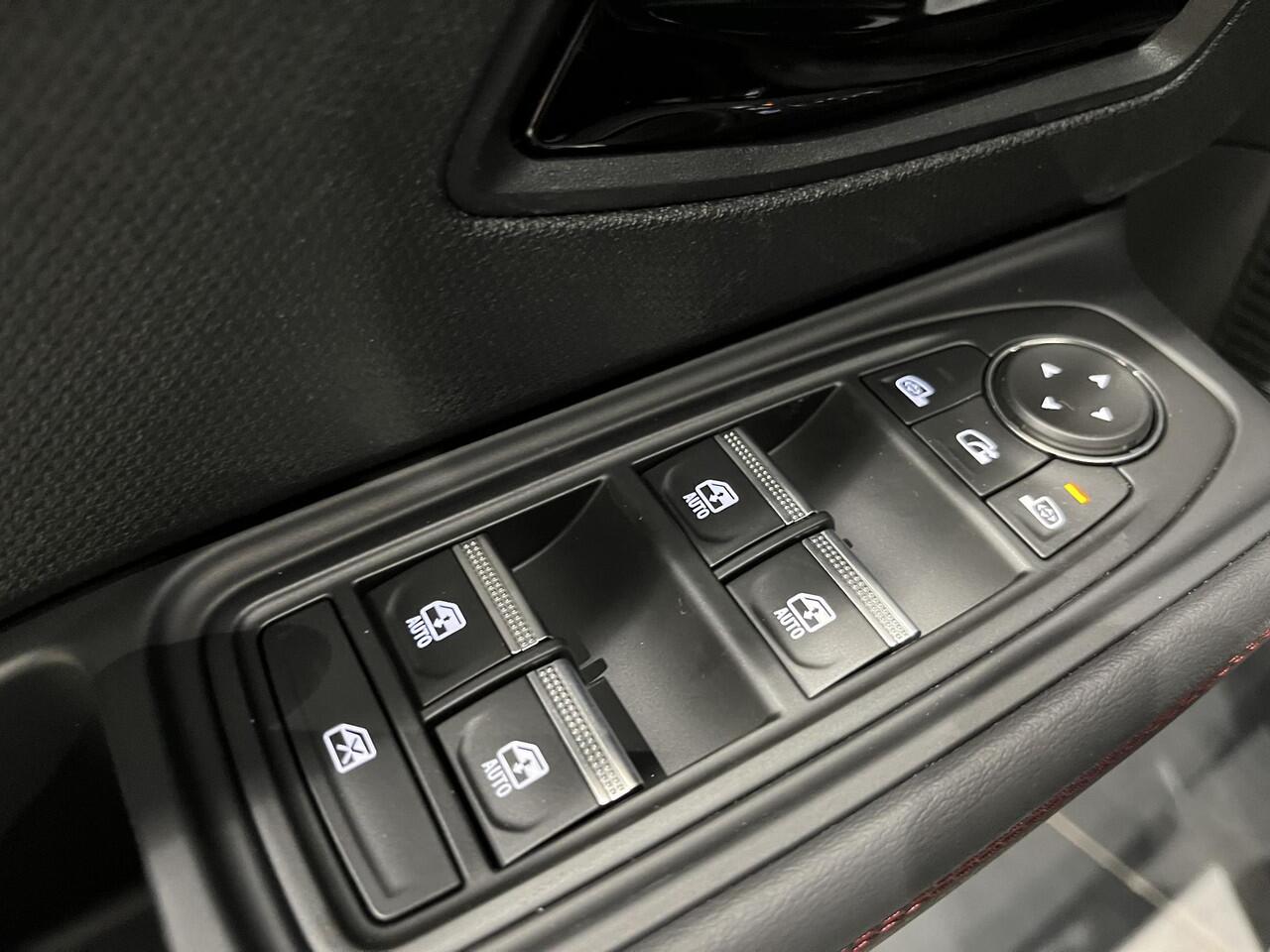 Renault CLIO 1.8 Hybrid 160 techno / Pack Première / Direct leverbaar! /