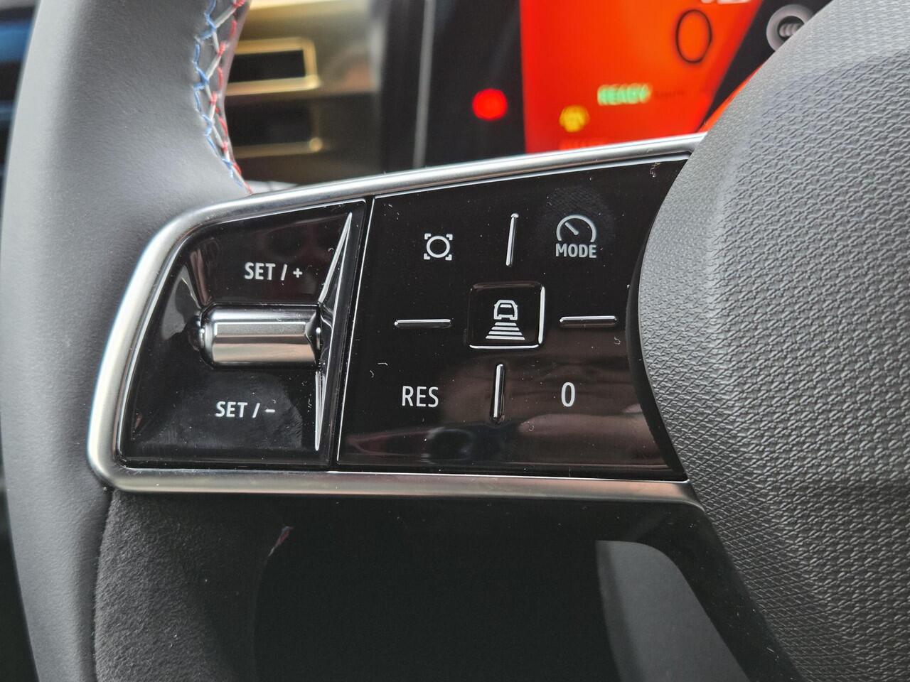 Renault CLIO 1.8 Hybrid 160 esprit Alpine / KOM PROEFRIJDEN MET DE NIEUWE CLIO /