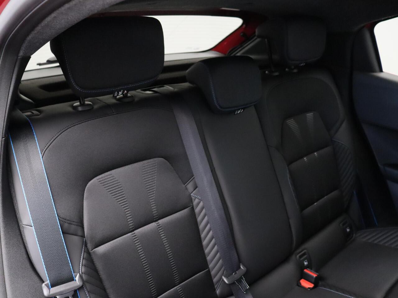 Renault CLIO Hybrid 160pk esprit Alpine | Harman Kardon | Stoel- en stuurwielverwarming | 360 graden camera |