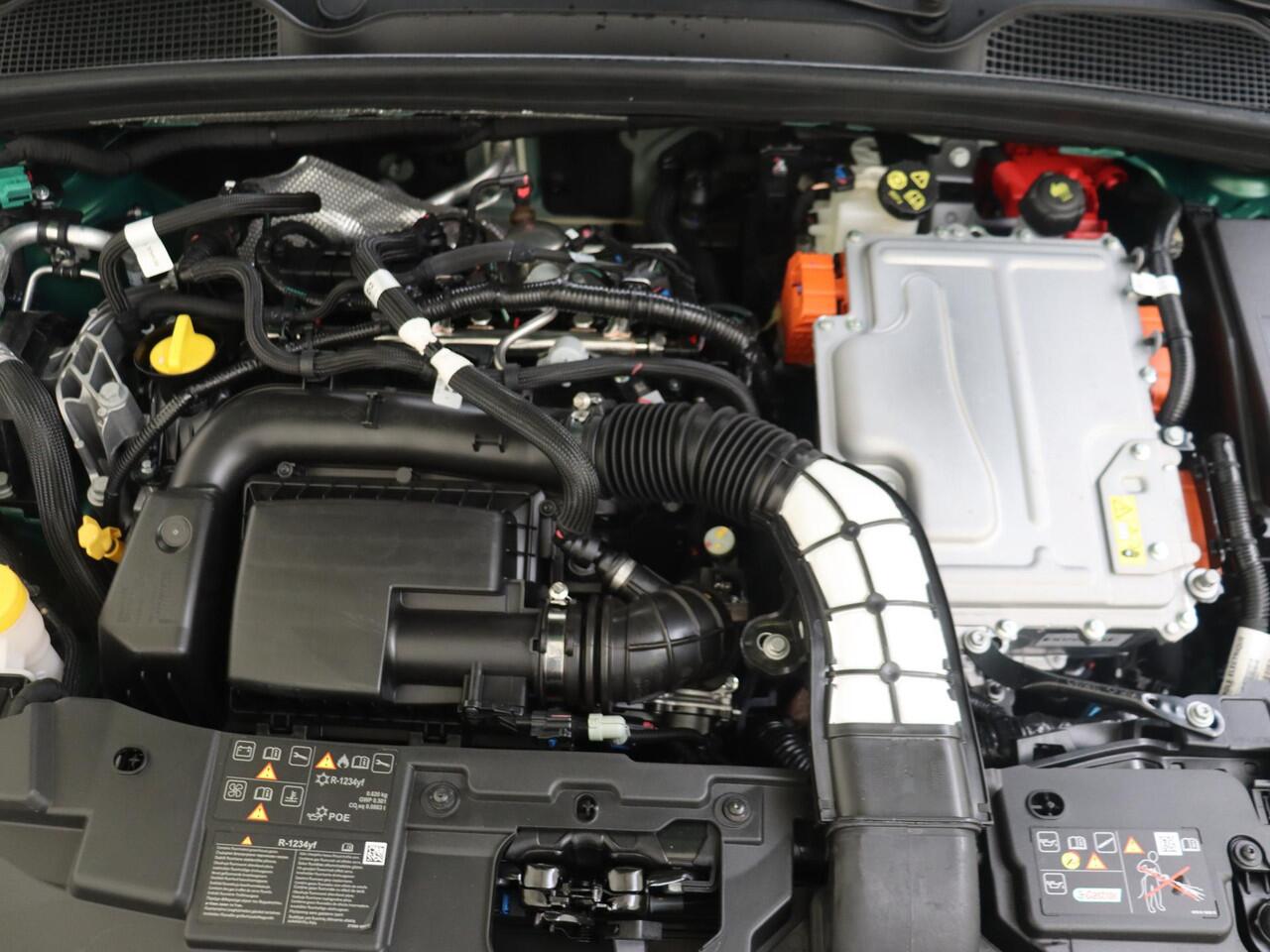 Renault CLIO 1.8 Hybrid 160 PK techno | Automaat | pack première | vert absolu