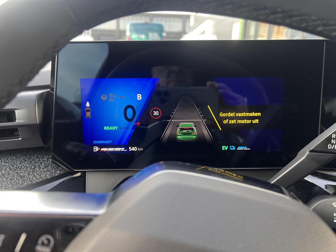 Renault CLIO 1.8 Hybrid 160 techno / PACK PREMIERE FULL HYBRID