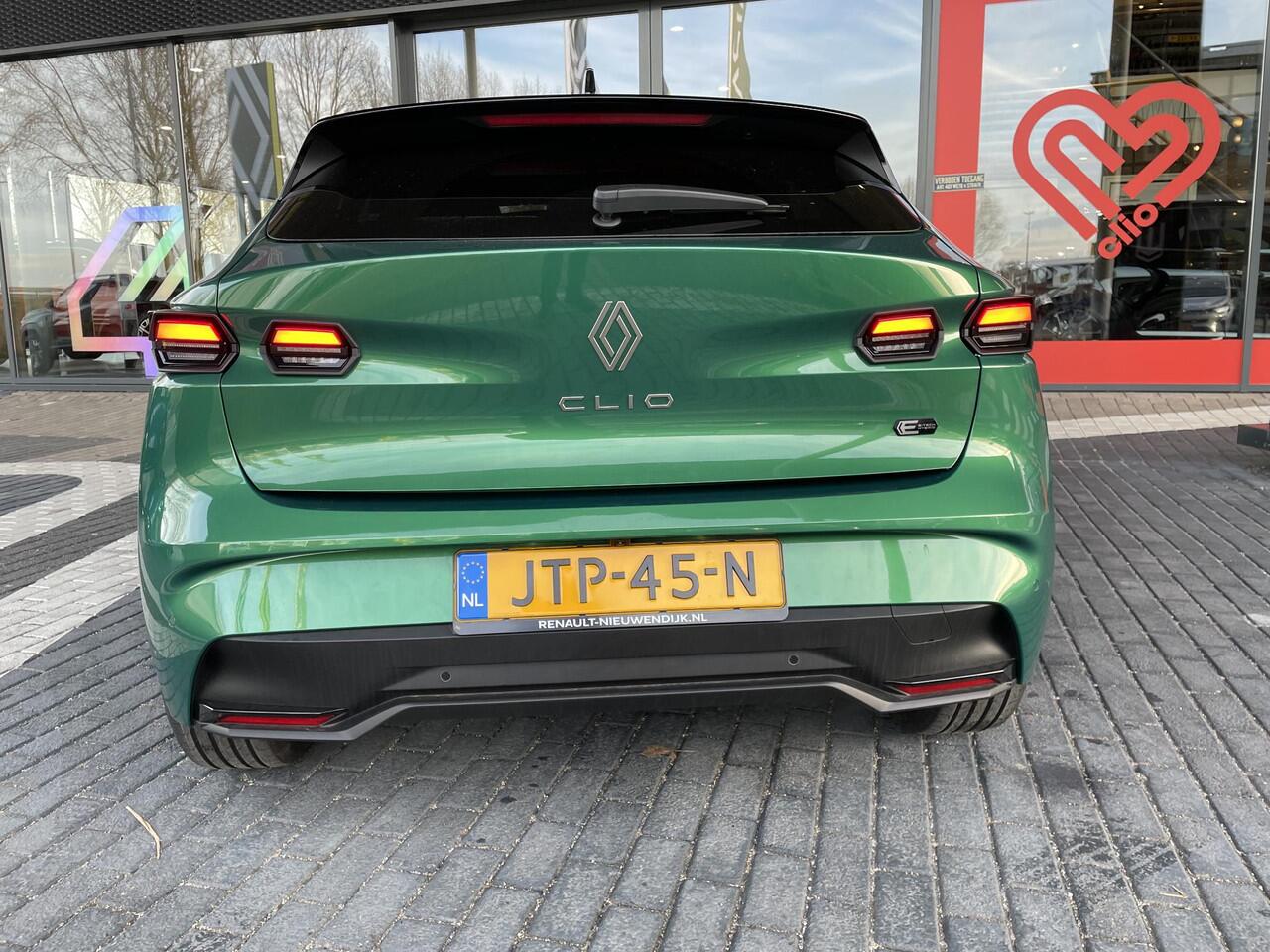 Renault CLIO 1.8 Hybrid 160 techno