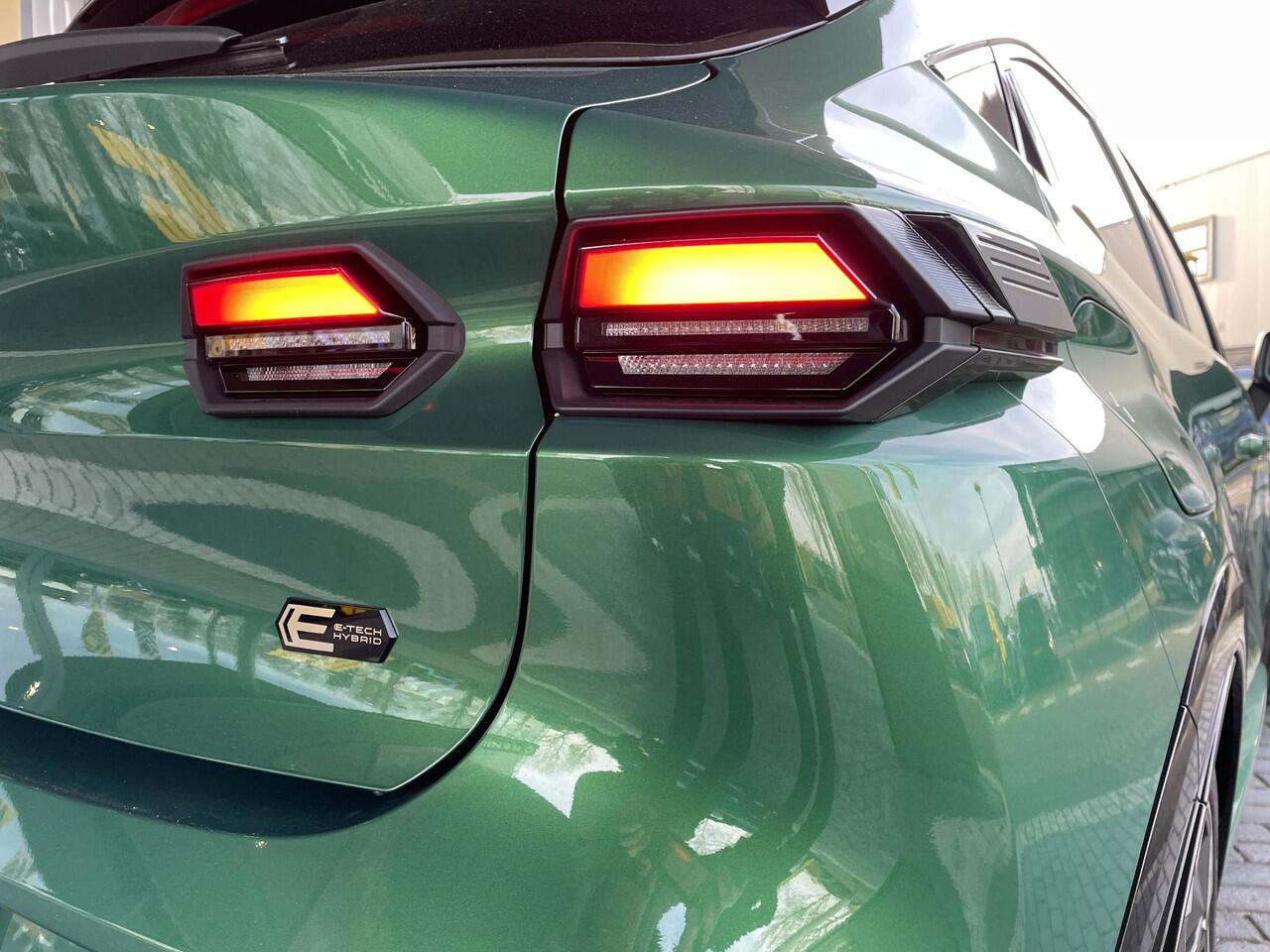 Renault CLIO 1.8 Hybrid 160 techno