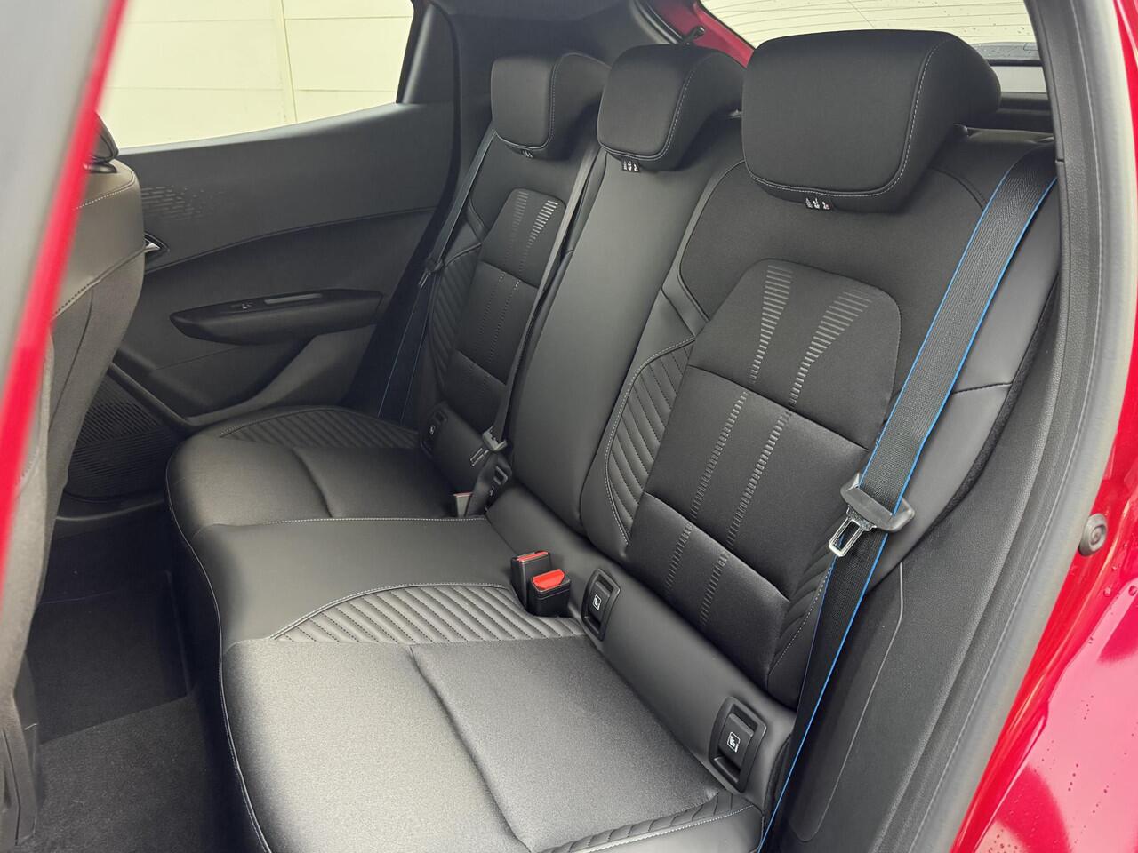 Renault CLIO 1.8 Hybrid 160 esprit Alpine | Harman Kardon | 360 camera | Google Maps navi | AppleCarplay & Android Auto