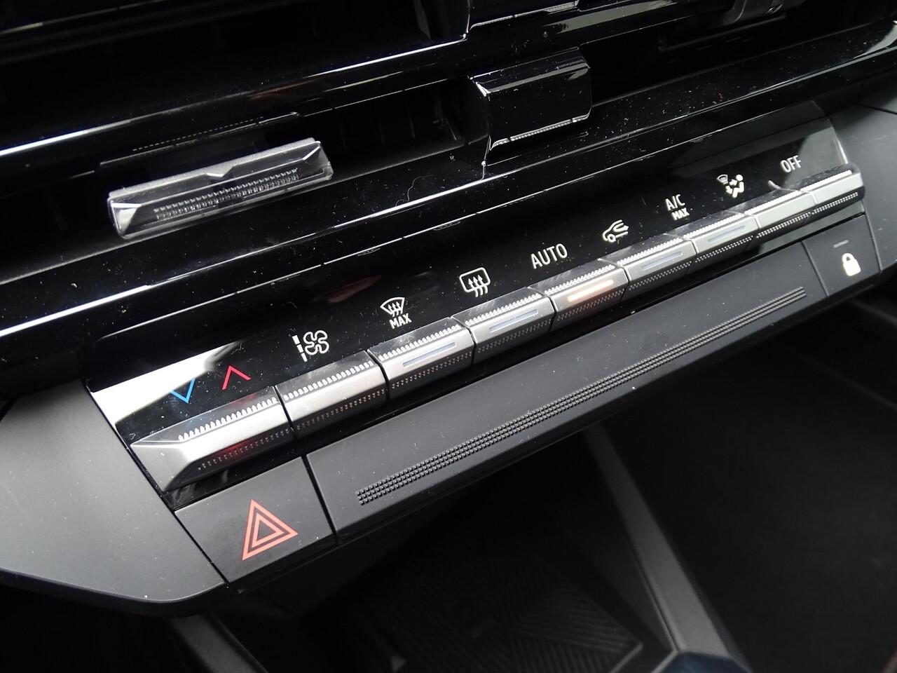 Renault CLIO 1.8 Hybrid 160 techno | PACK PREMIÈRE |