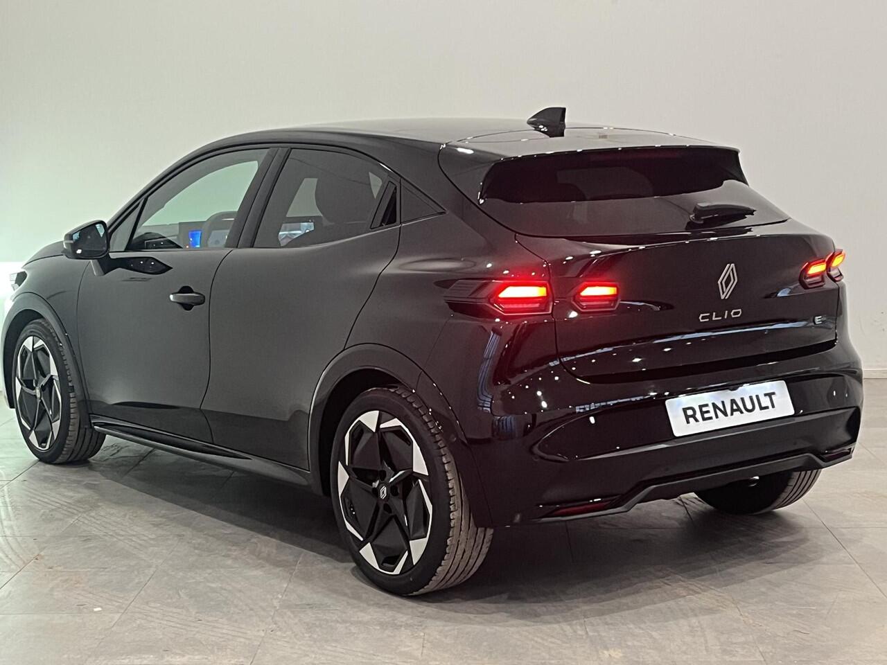 Renault CLIO 1.8 Hybrid 160 Techno | Pack Première | Van: ¤ 32.223,- nu rijklaar voor: ¤ 31.723,-