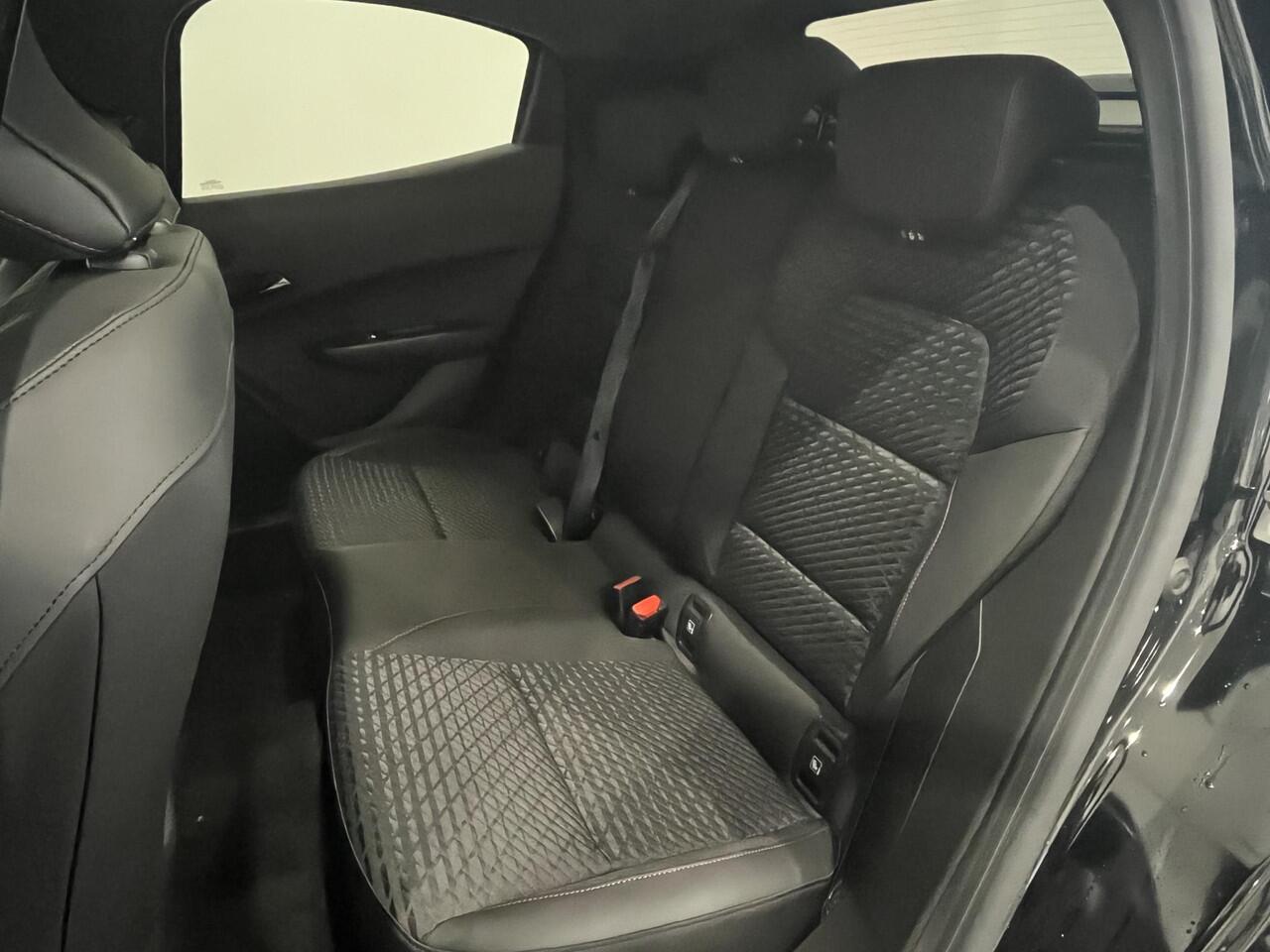 Renault CLIO 1.8 Hybrid 160 Techno | Pack Première | Van: ¤ 32.223,- nu rijklaar voor: ¤ 31.723,-