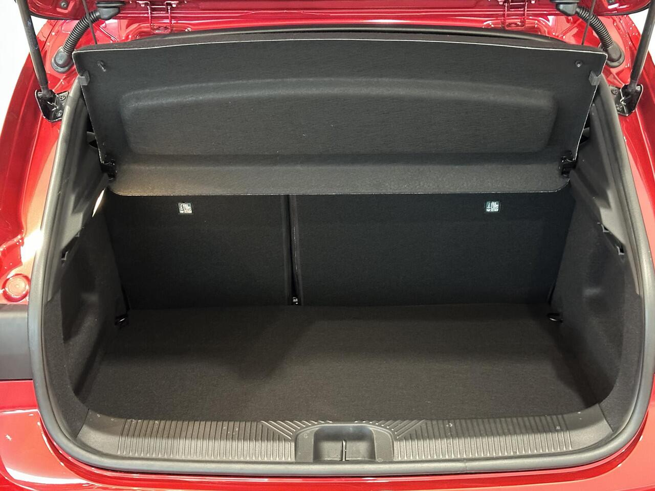 Renault CLIO 1.8 Hybrid 160 Techno | Resevewiel | Pack Première | Van: ¤ 32.423,- nu rijklaar voor: ¤ 31.923,-