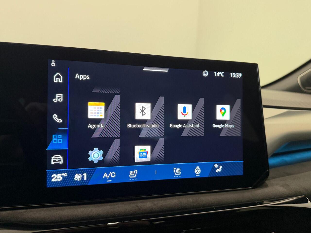 Renault CLIO 1.8 Hybrid 160 Esprit Alpine | Harman Kardon | Pack Winter & Parking | Van: ¤ 35.659,- nu rijklaar voor: ¤ 34.659,-