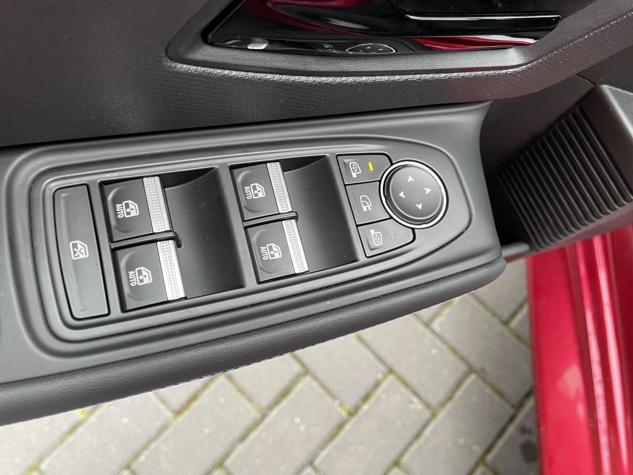 Renault CLIO 1.8 Hybrid 160 esprit Alpine / Pack Winter & Parking / Harman Kardon Premium Sound / Vraag naar beschikbaarheid