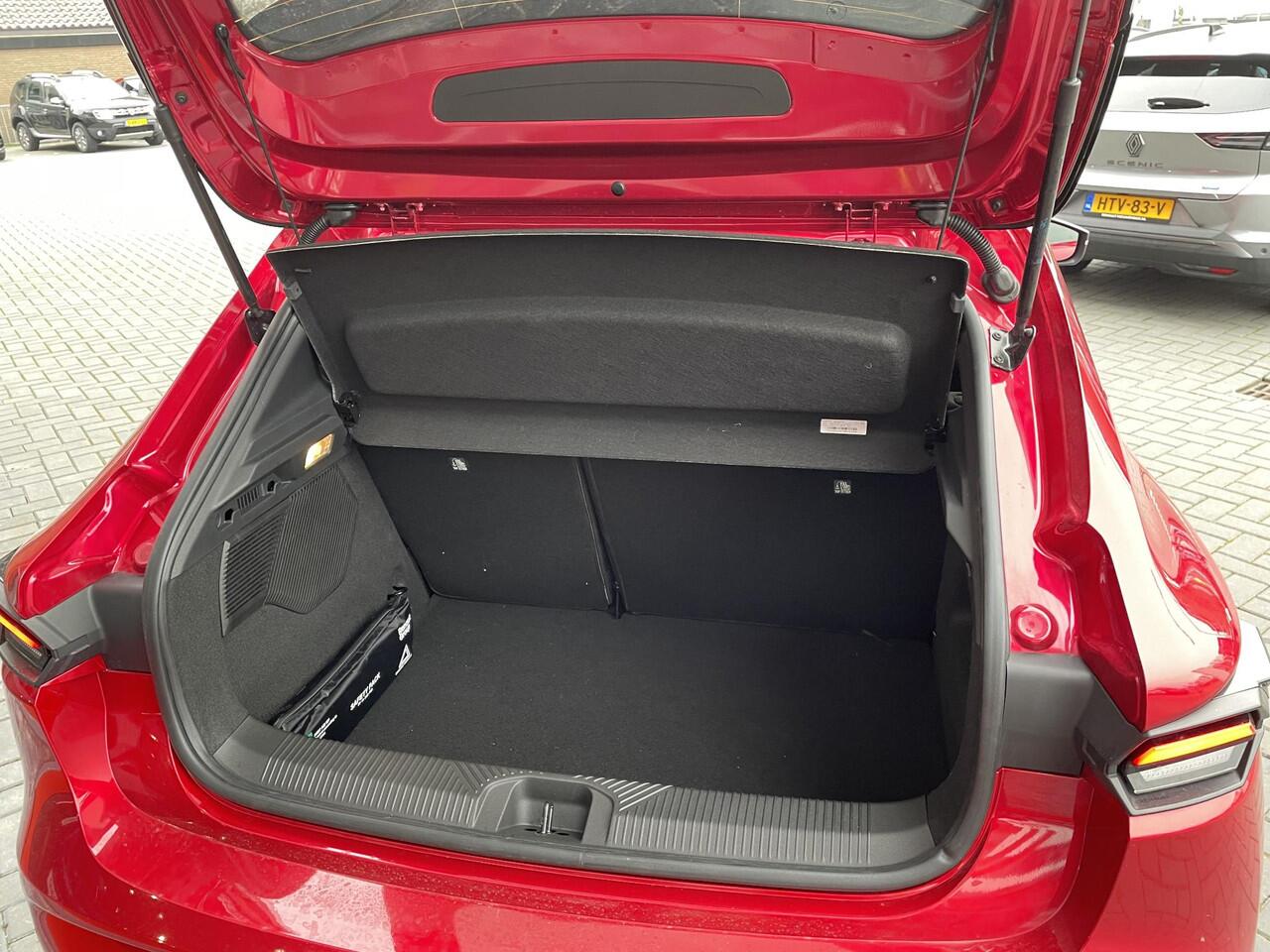 Renault CLIO 1.8 Hybrid 160 esprit Alpine / Pack Winter & Parking / Harman Kardon Premium Sound / Vraag naar beschikbaarheid