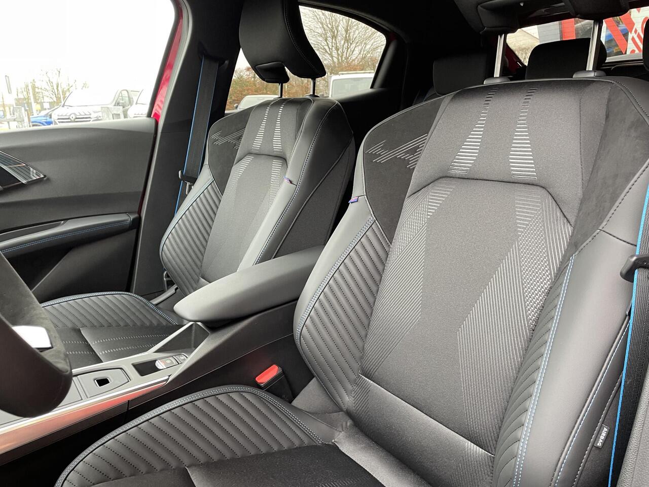 Renault CLIO 1.8 Hybrid 160 esprit Alpine / Pack Winter & Parking / Harman Kardon Premium Sound / Vraag naar beschikbaarheid