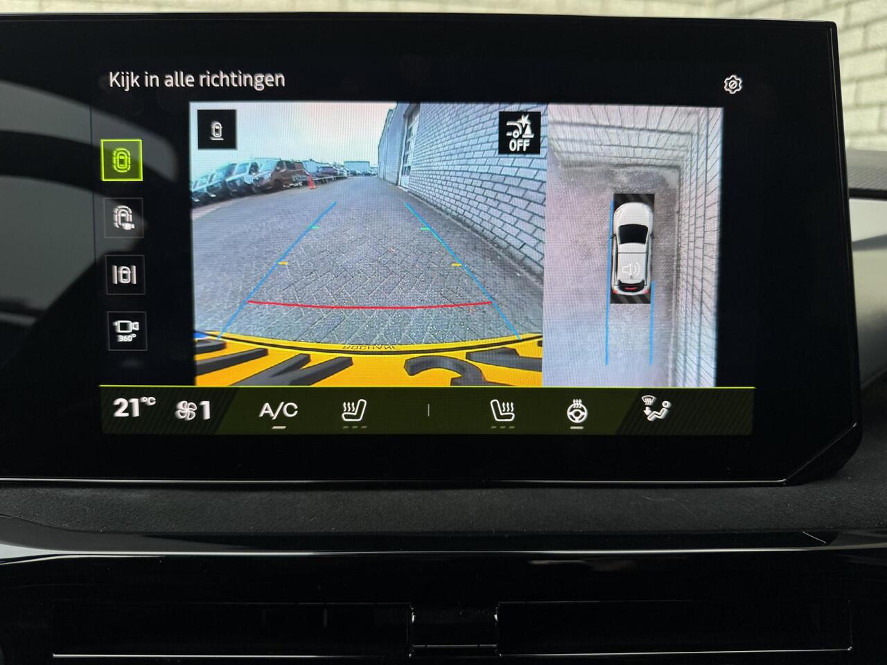 Renault CLIO 1.8 Hybrid 160 esprit Alpine | CarPlay + Android auto | Harman kardon | 360 graden Camera | Stoel + Stuur Verwarming | 18" LM velgen|