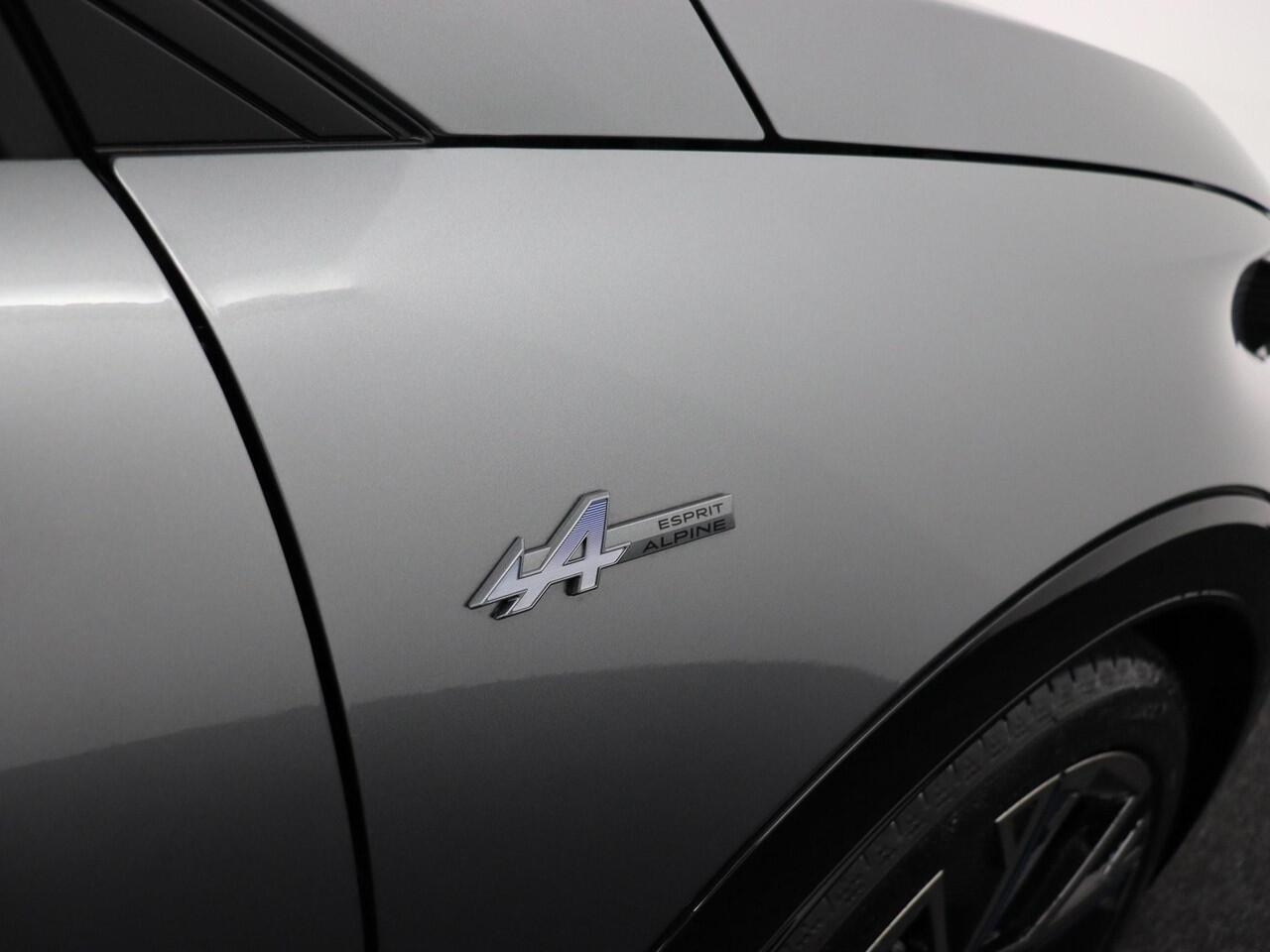 Renault CLIO 1.8 Hybrid 160 esprit Alpine / HARMAN KARDON / PARKEERSENSOREN + CAMERA / APLLE & ANDROID AUTO /