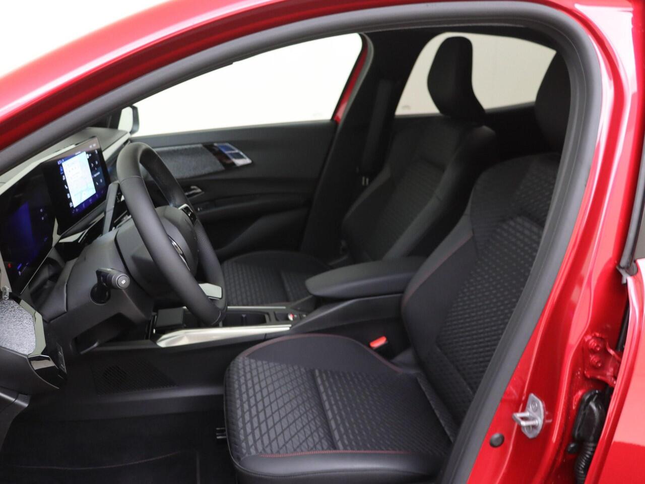 Renault CLIO 1.8 Hybrid 160 esprit Alpine Navigatie | Harman Kardon | 360 camera | Winter pack