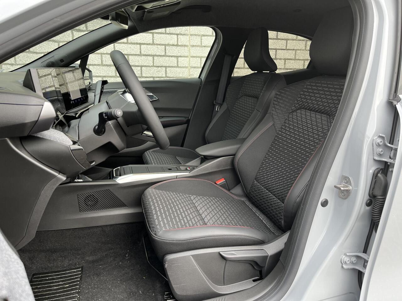 Renault CLIO 1.8 Hybrid 160 Techno | Pack Première | Direct Leverbaar