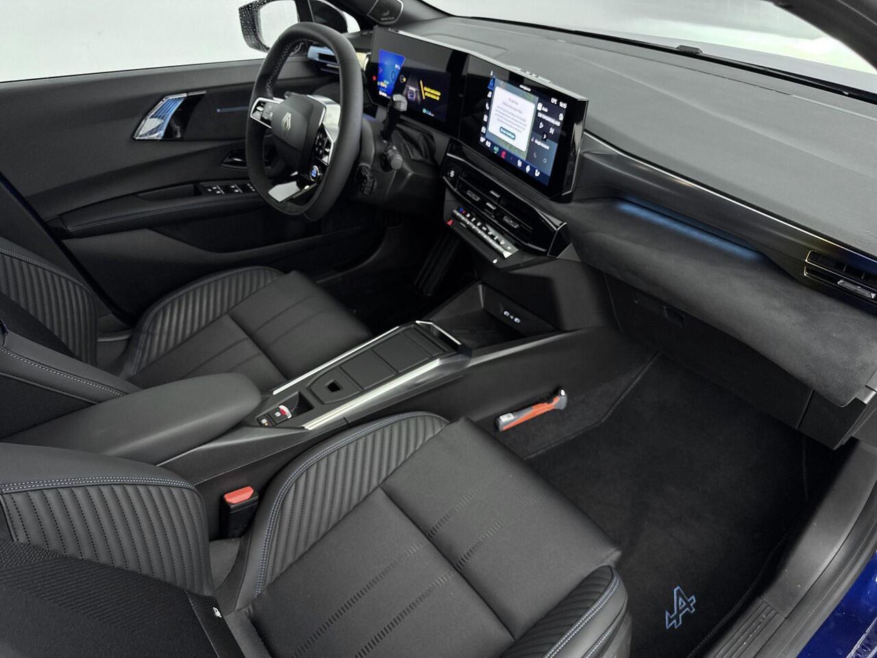 Renault CLIO 1.8 Hybrid 160Pk esprit Alpine | Google Navigatie | Apple & Android Carplay | Harman Kardon Geluidsysteem | 360 Camera | Parkeersensoren Voor & Achter | Stoel & Stuurverwarming | Adaptieve Cruise Control |