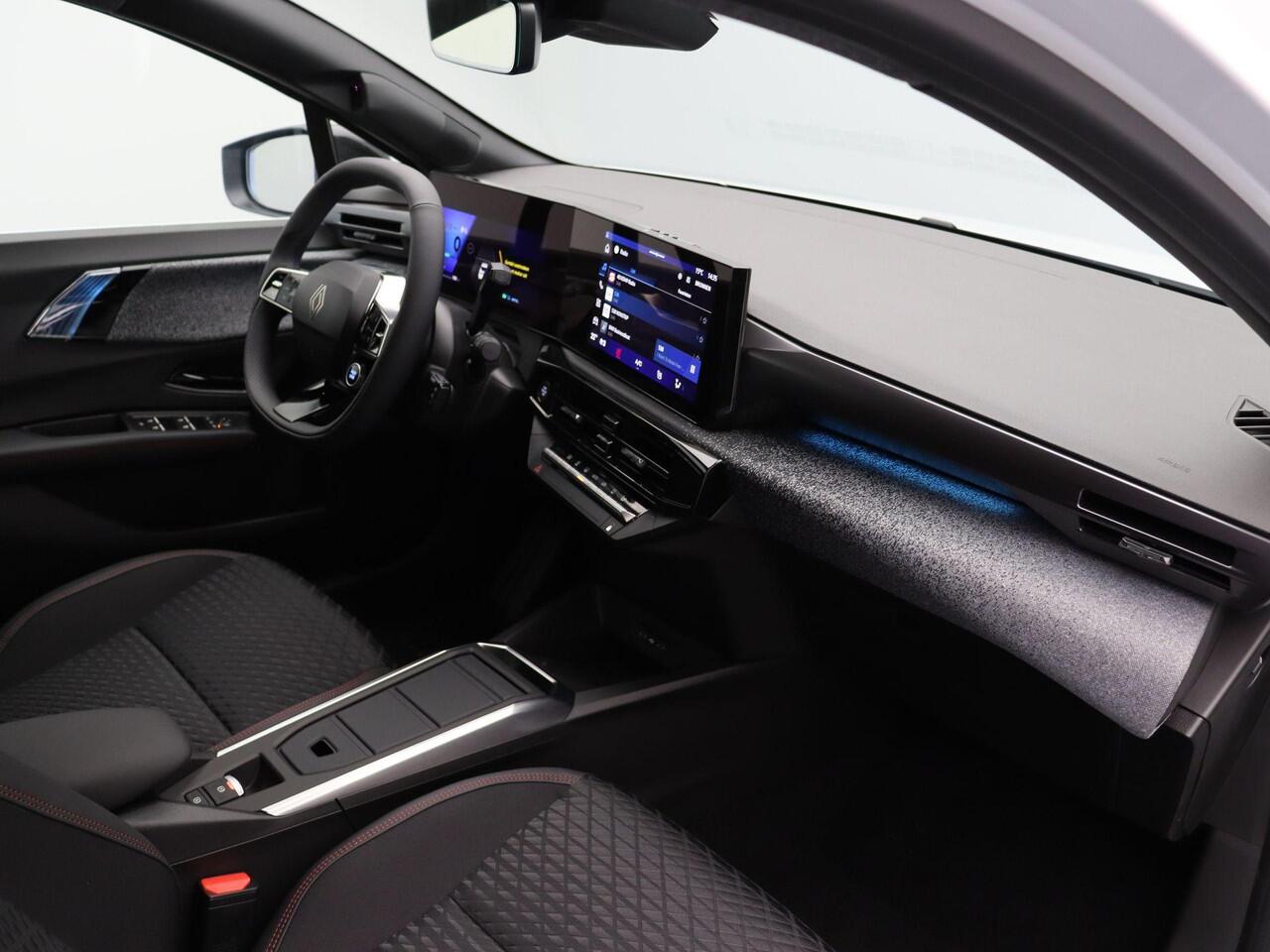 Renault CLIO Hybrid 160pk techno | Vijf jaar garantie | Stoelverwarming | 18" lichtmetalen velgen | 360 graden camera |