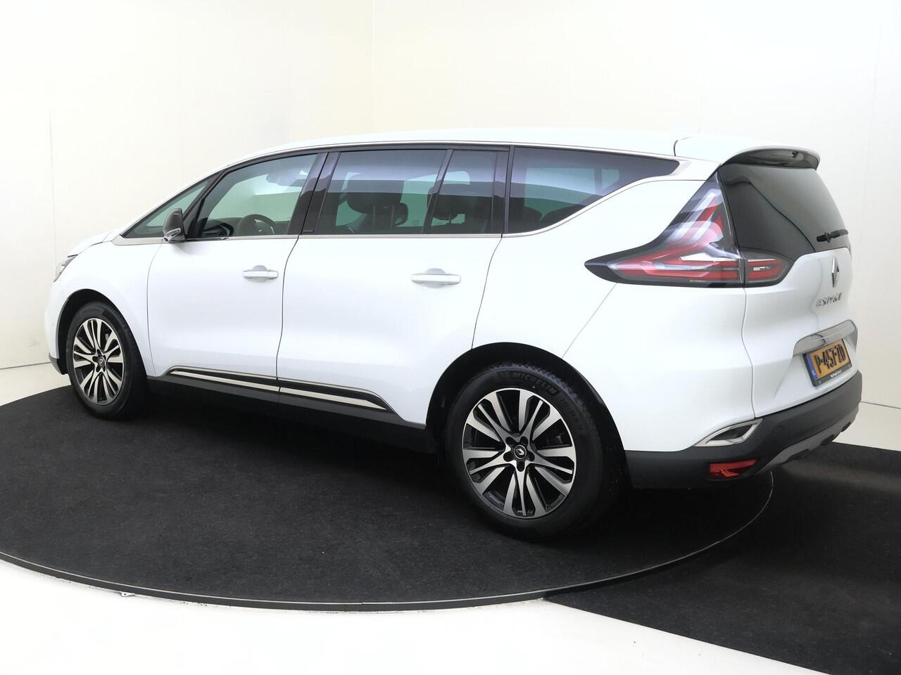 Renault ESPACE 1.8 TCe Initiale Paris 7p. Panoramadak / Bi Colour Leder / 4 control / Full Led