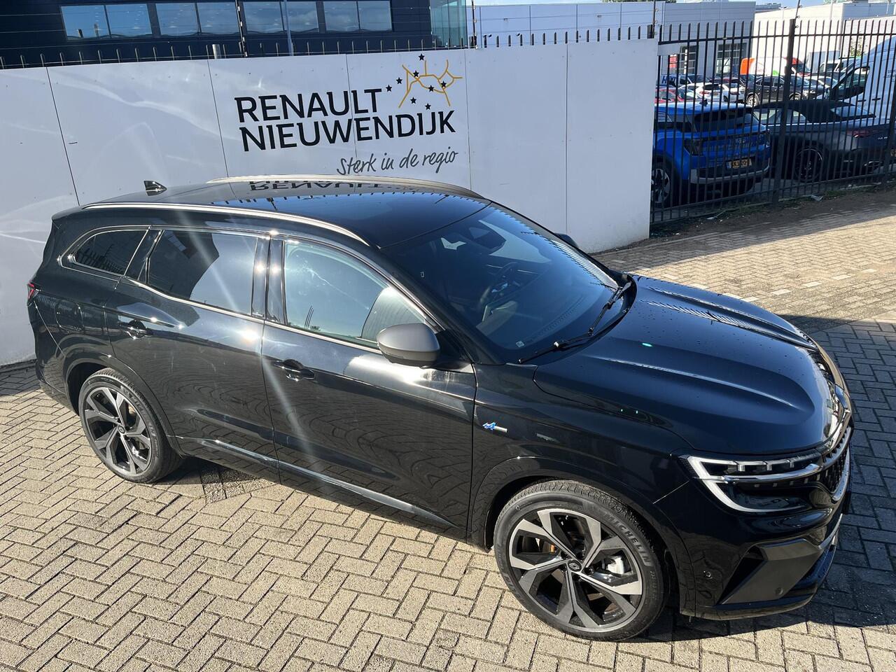 Renault ESPACE E-Tech full hybrid 200 esprit Alpine 7p. / Pack harman kardon / Pack Solid / Pack advanced driving / Pack around view / Panoramisch vast glazen dak / Head-up display / Matrix LED / Trekhaak inklapbaar