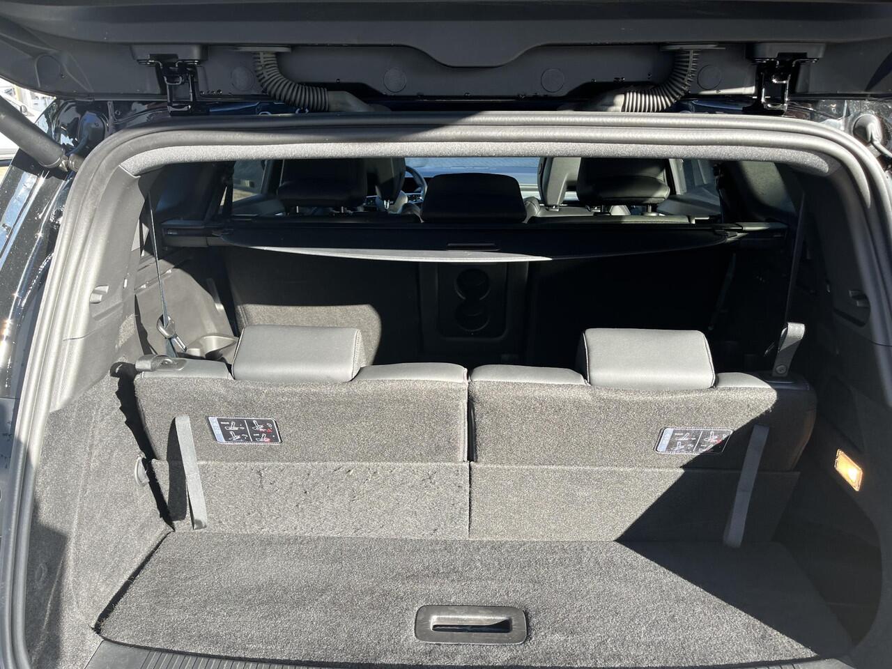 Renault ESPACE E-Tech full hybrid 200 esprit Alpine 7p. / Pack harman kardon / Pack Solid / Pack advanced driving / Pack around view / Panoramisch vast glazen dak / Head-up display / Matrix LED / Trekhaak inklapbaar