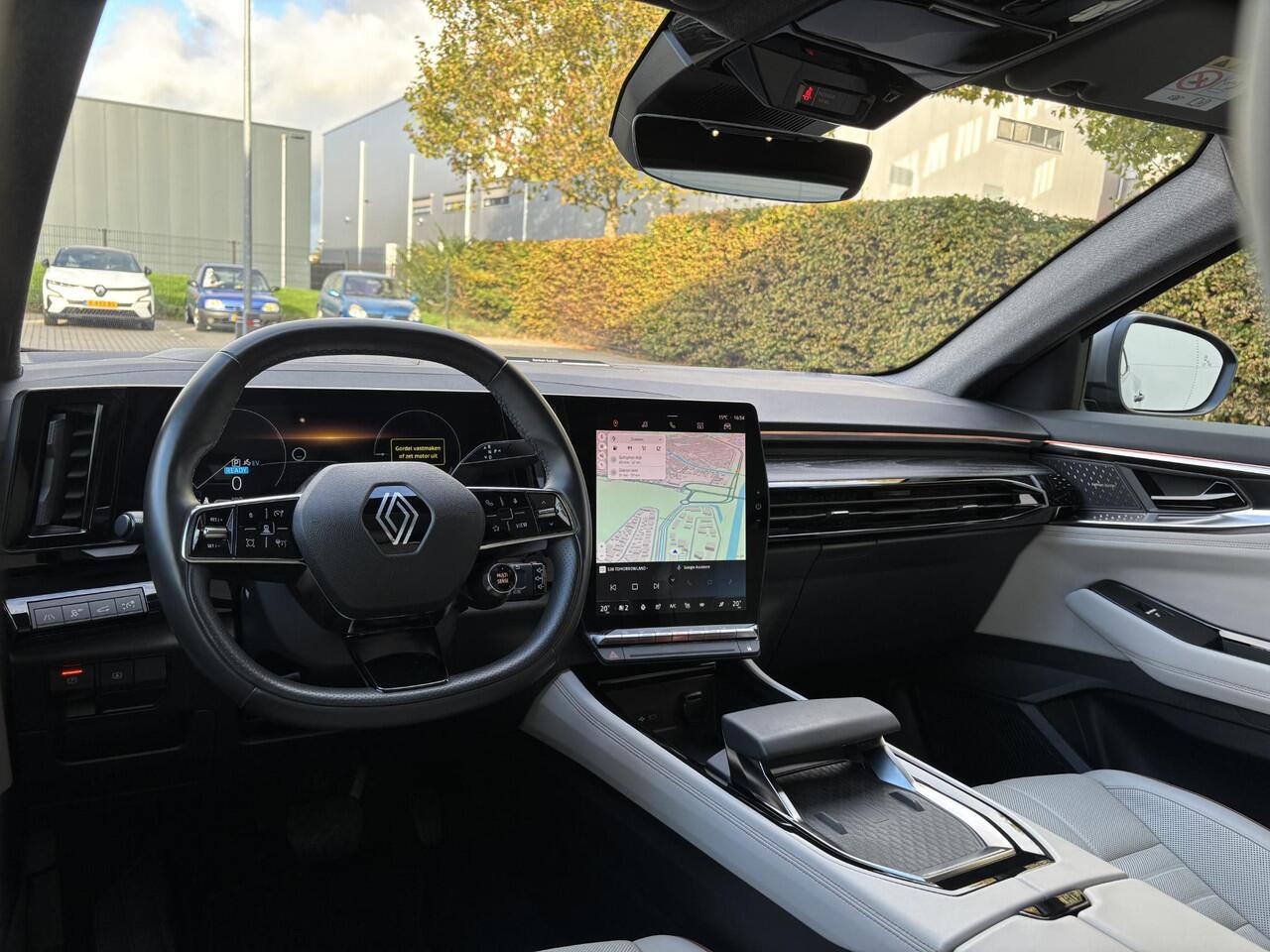 Renault ESPACE E-Tech full hybrid 200 iconic 7p. | 4 Control | Panoramadak |