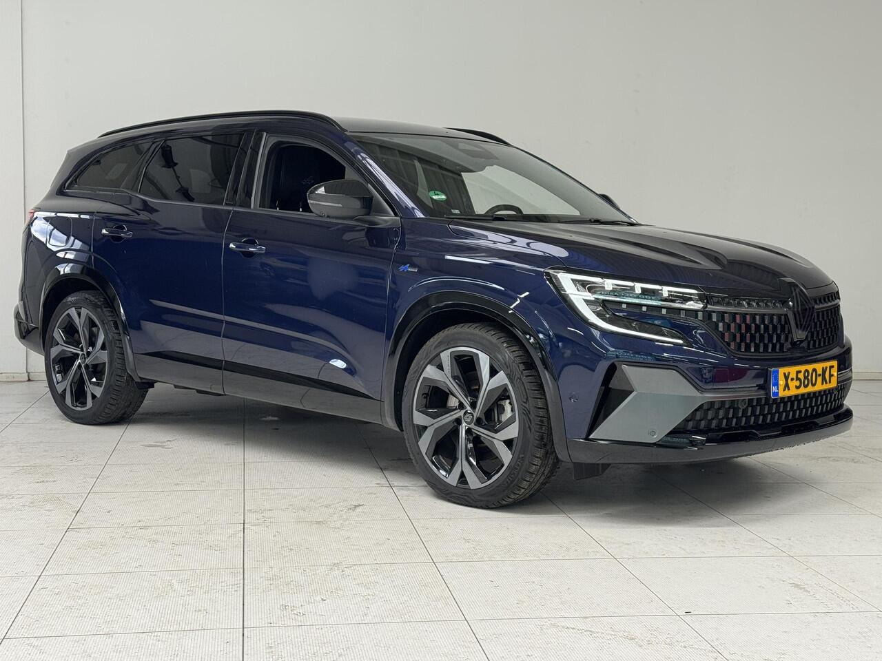 Renault ESPACE E-Tech full hybrid 200 Esprit Alpine 7p. | Navigatie | Cruise Control | Achteruitrijcamera | Trekhaak |