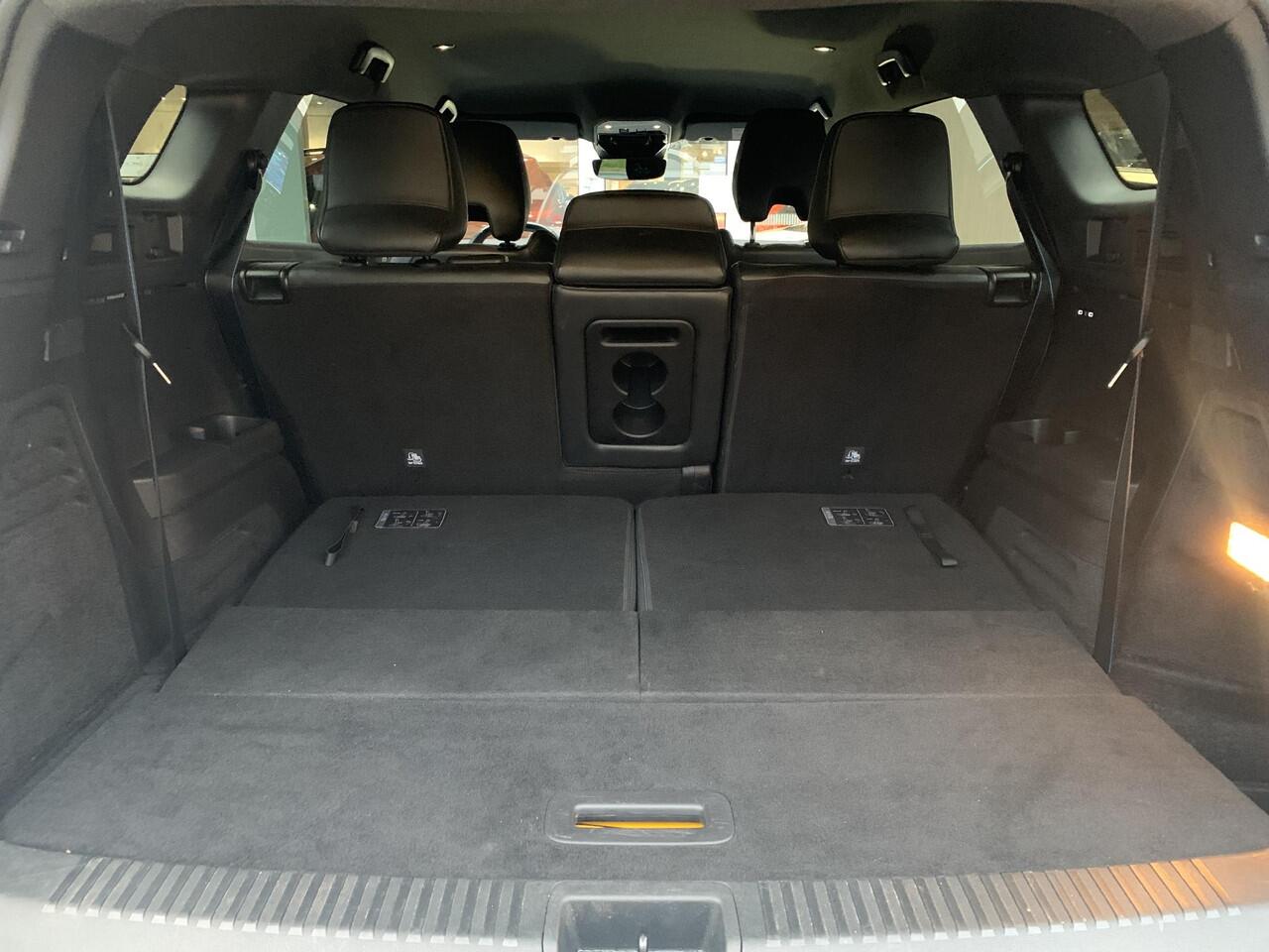 Renault ESPACE E-Tech full hybrid 200 esprit Alpine 7p. | Navigatie | Cruise Control | Achteruitrijcamera | Trekhaak | All season banden