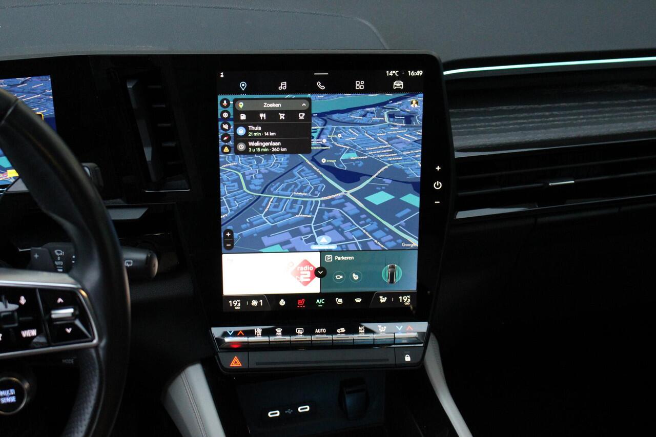 Renault ESPACE E-Tech full hybrid 200 iconic 7p. | Head-up display | Panoramadak | Harman Kardon |