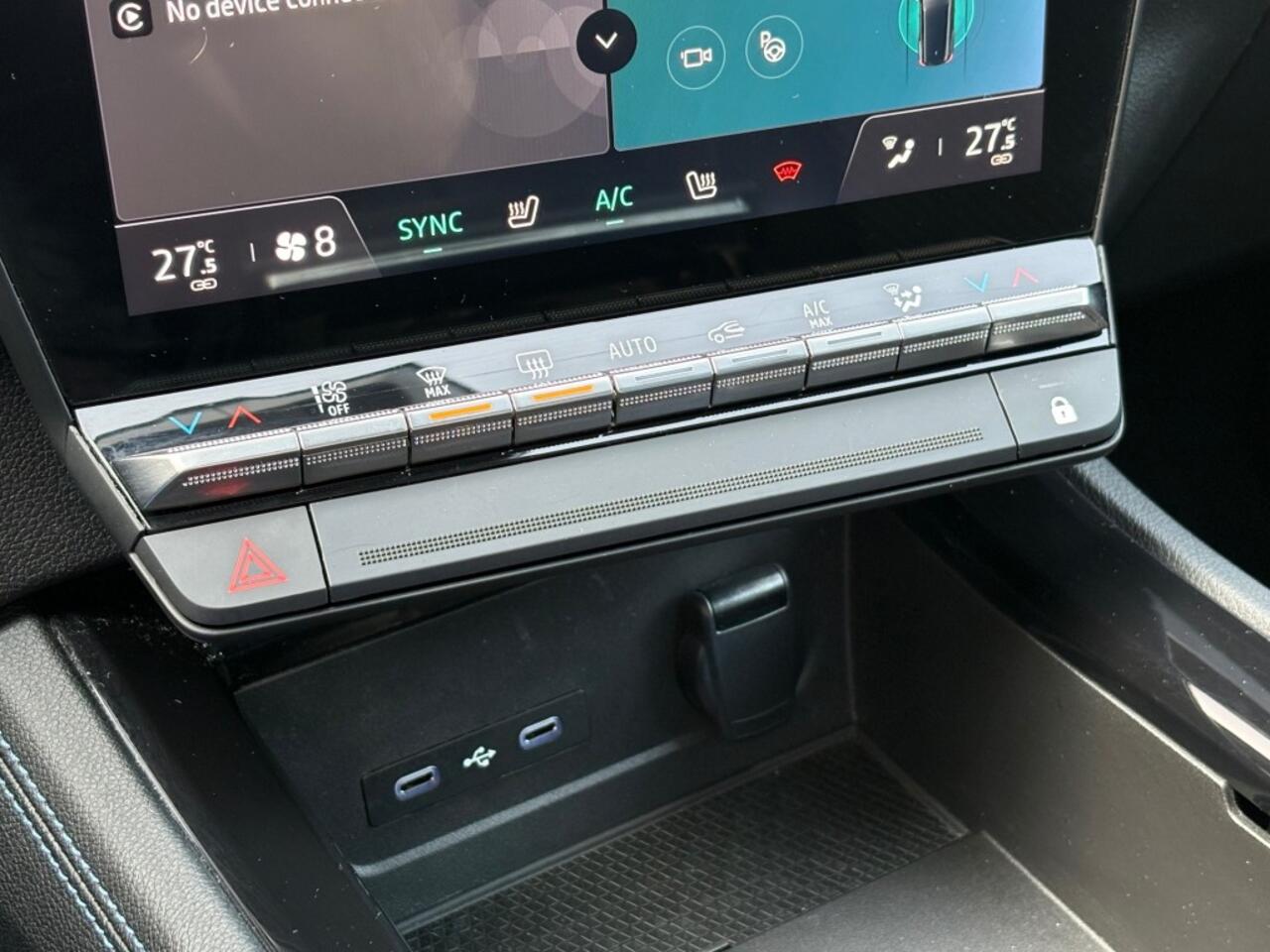 Renault ESPACE E-TECH FULL HYBRID 200 ESPRIT ALPHINE 12-2023. 7PERS AUT. PANO 360-CAMERA LED