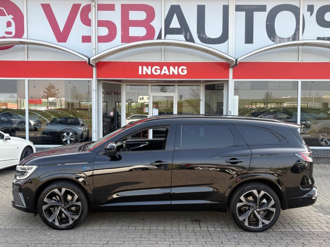 Renault ESPACE E-TECH FULL HYBRID 200 ESPRIT ALPHINE 12-2023. 7PERS AUT. PANO 360-CAMERA LED